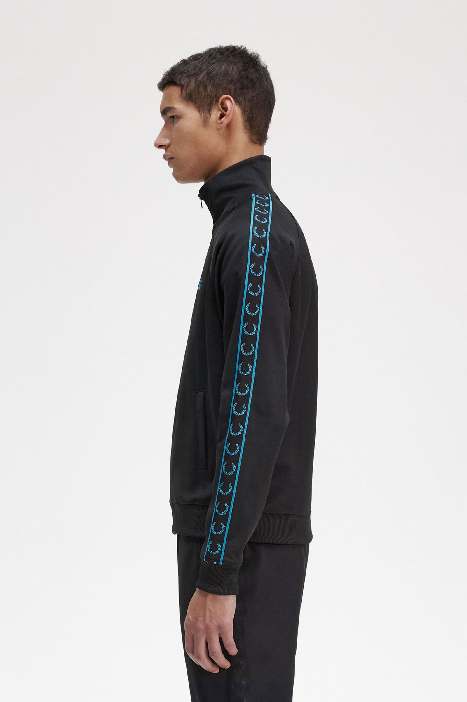 Contrast Tape Track Jacket Black / Cyber Blue