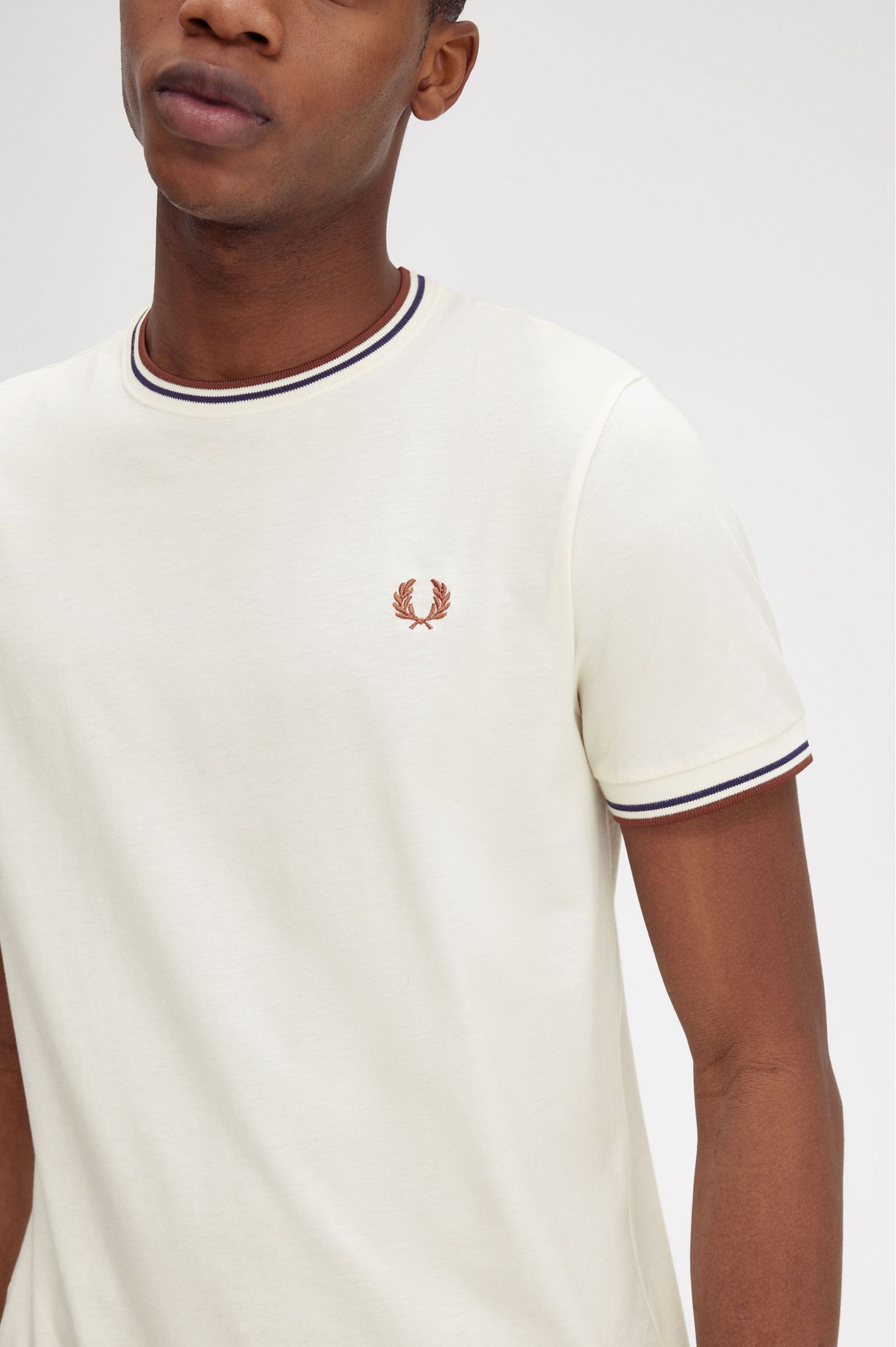 Twin Tipped T-Shirt Ecru / Whisky Brown