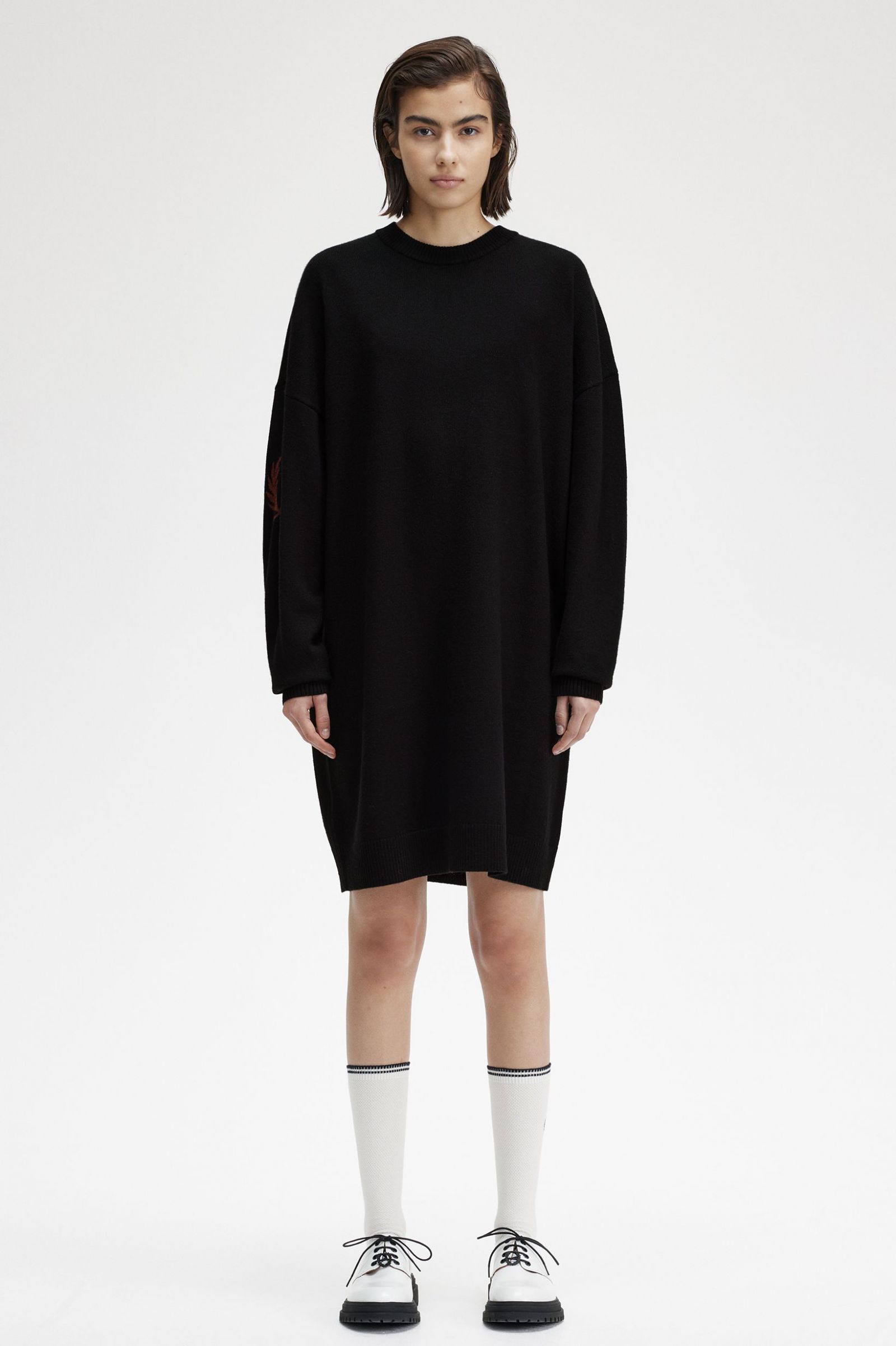 Laurel Wreath Knitted Dress Black