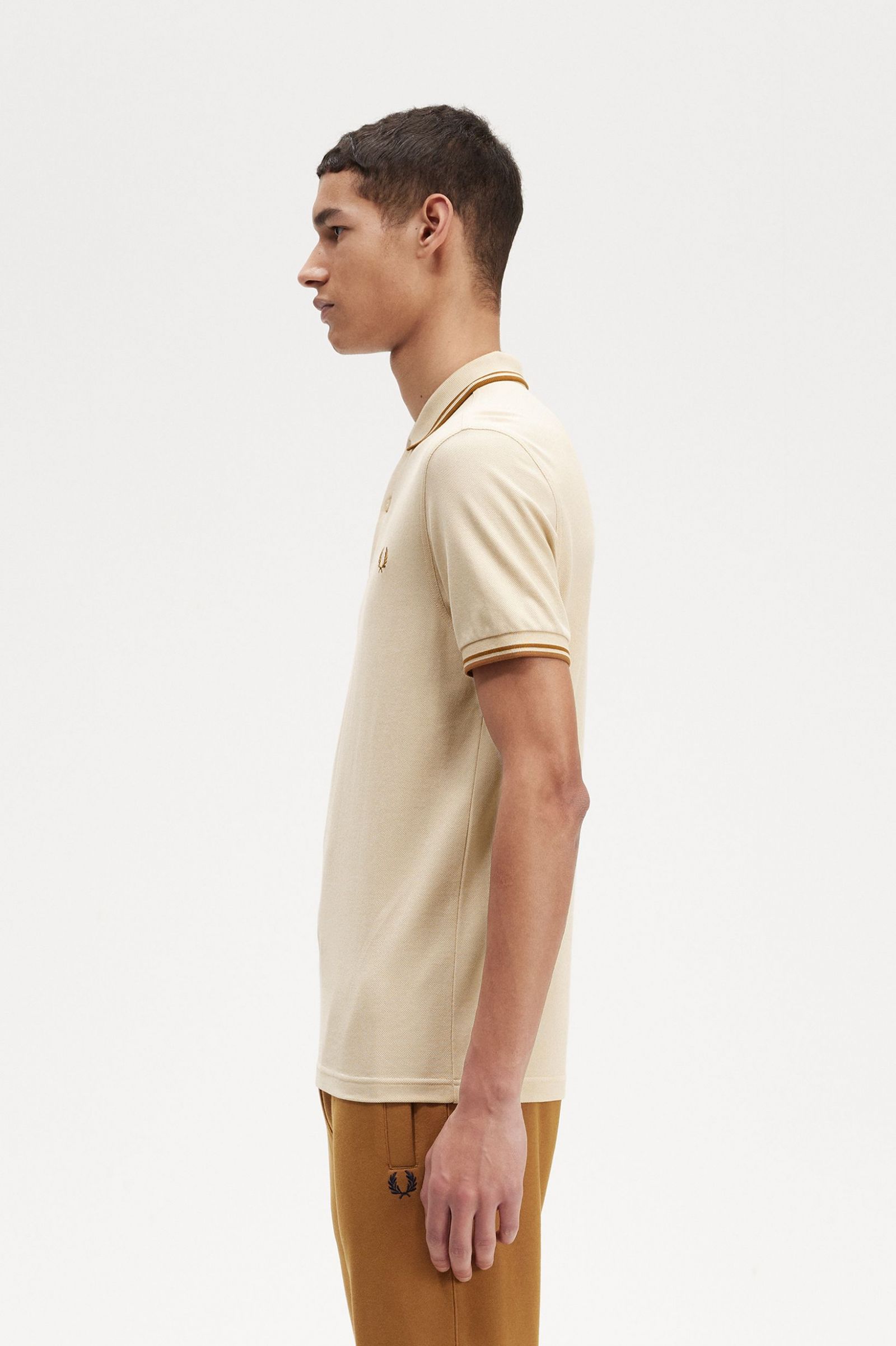 The Fred Perry ShirtM3600 Oatmeal / Dark Caramel / Dark Caramel