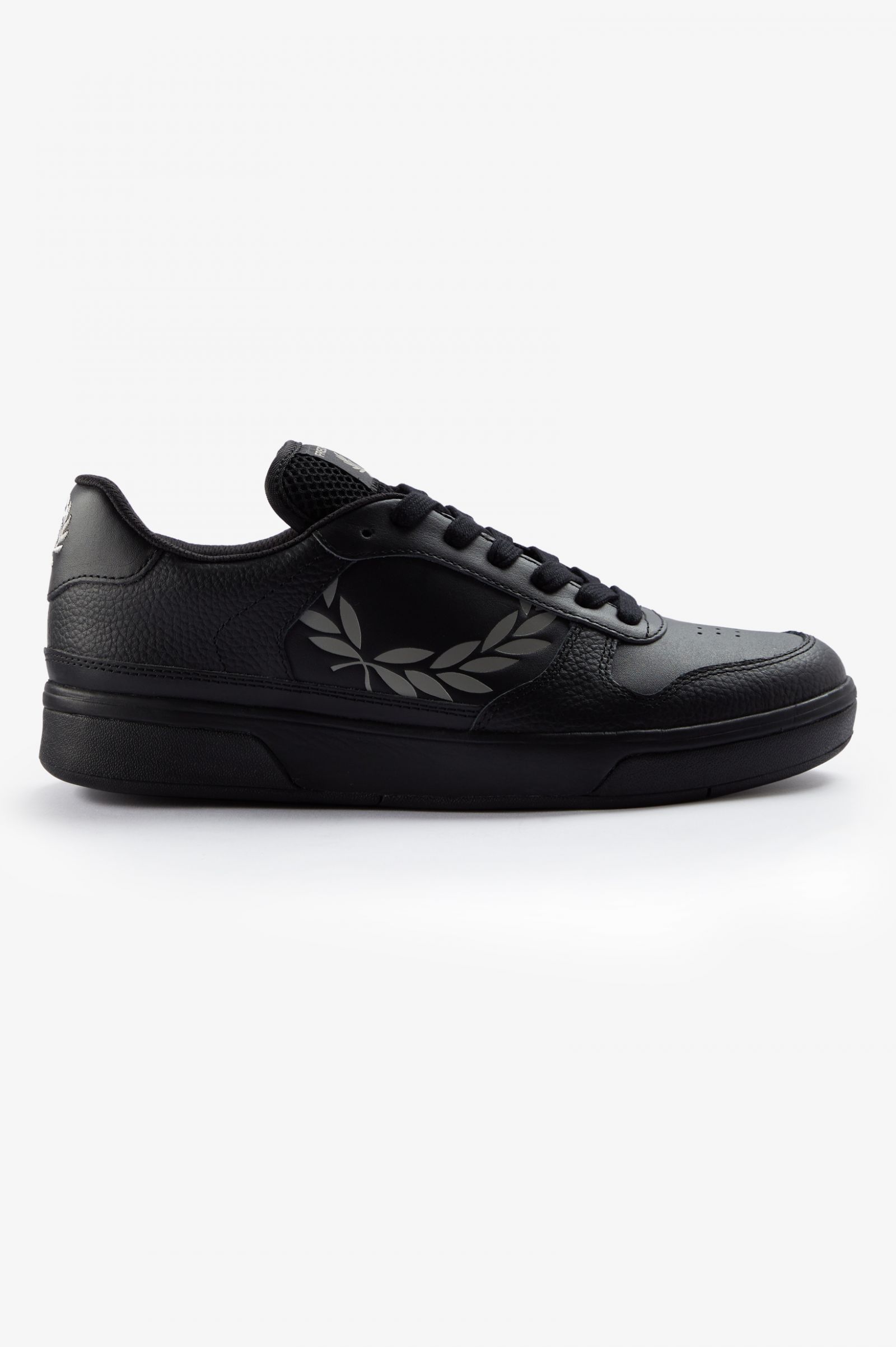 B300 Black / Limestone