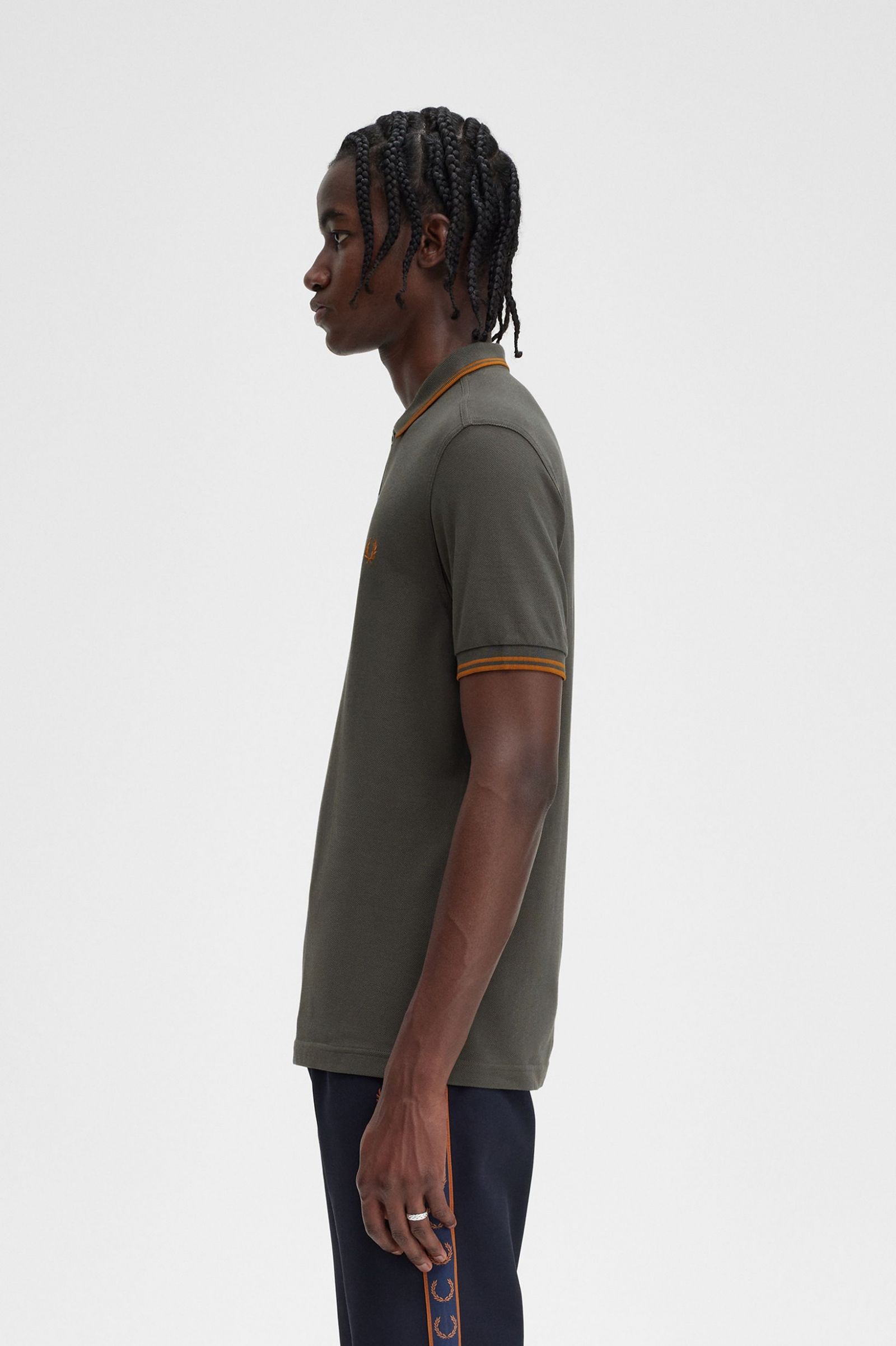 The Fred Perry ShirtM3600 Field Green / Nut Flake / Nut Flake