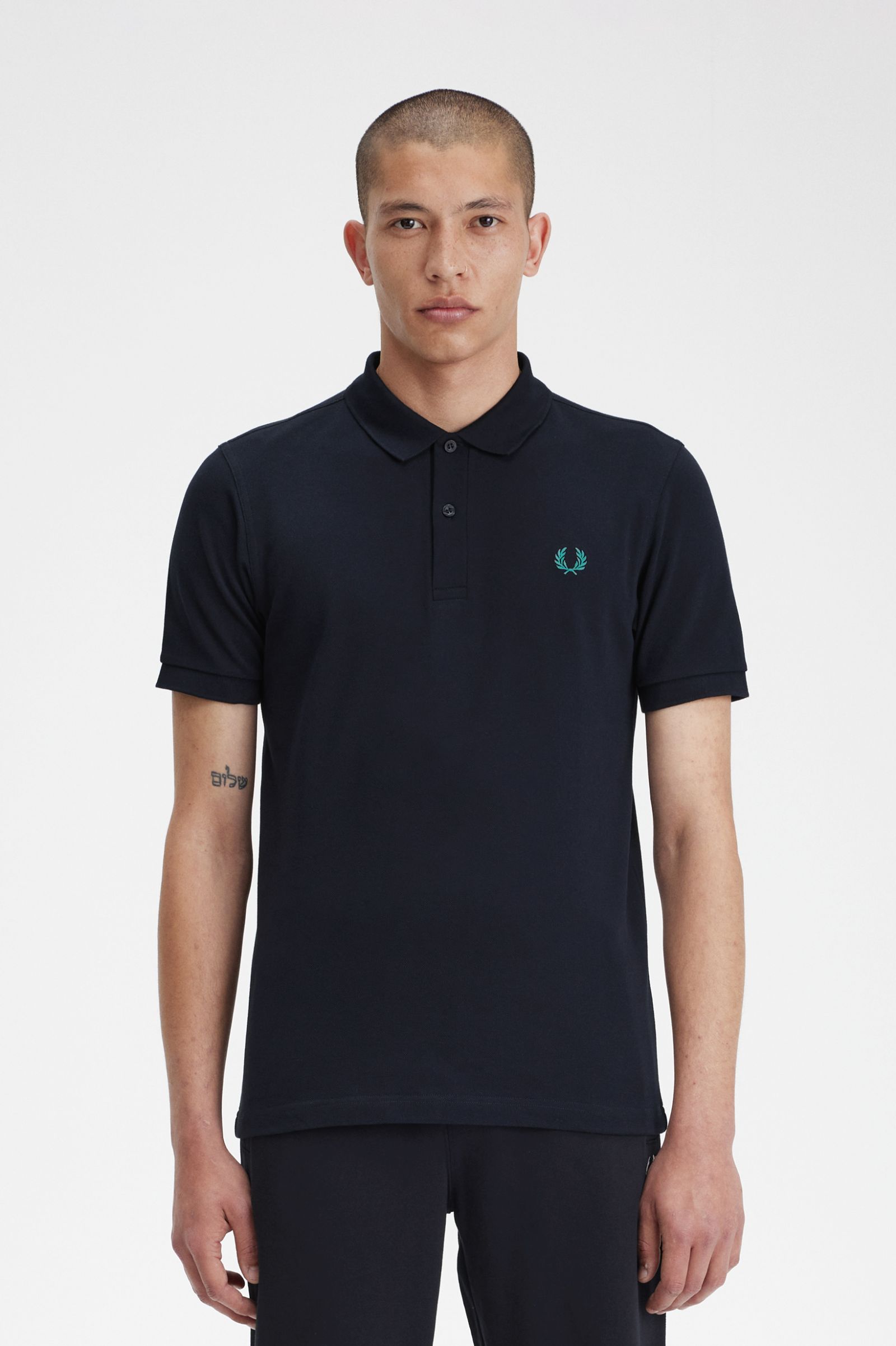 The Fred Perry ShirtM6000 Navy / Deep Mint
