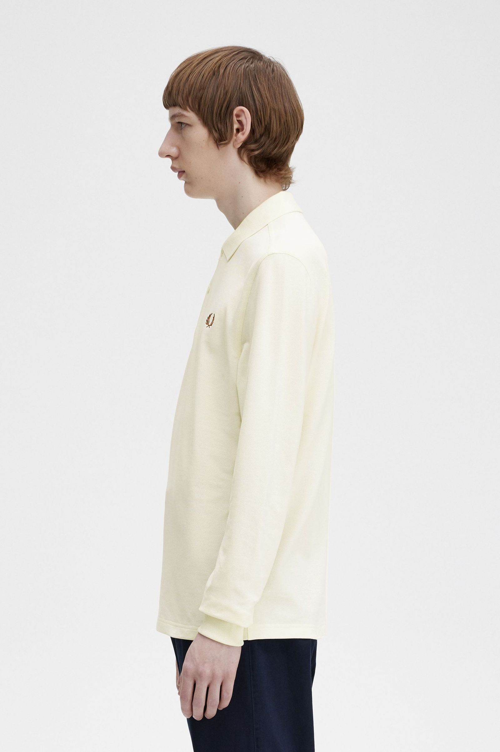The Fred Perry ShirtM6006 Ecru Whisky Brown