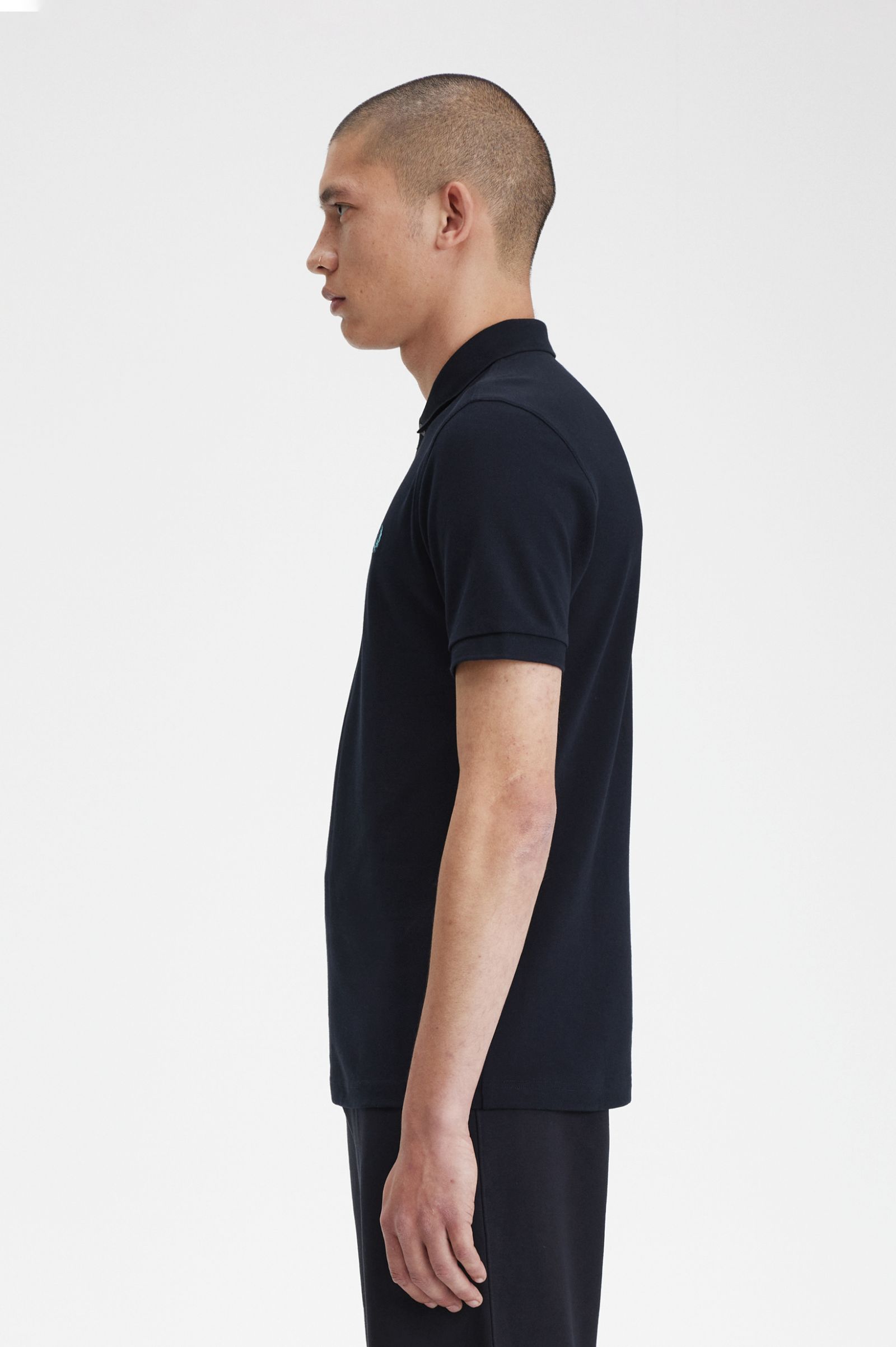 The Fred Perry ShirtM6000 Navy / Deep Mint