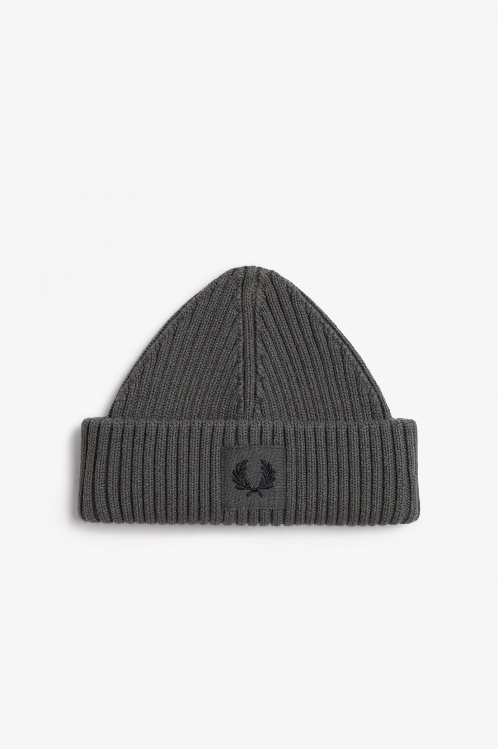 Branded Patch Ribbed Beanie Field Green / Black
