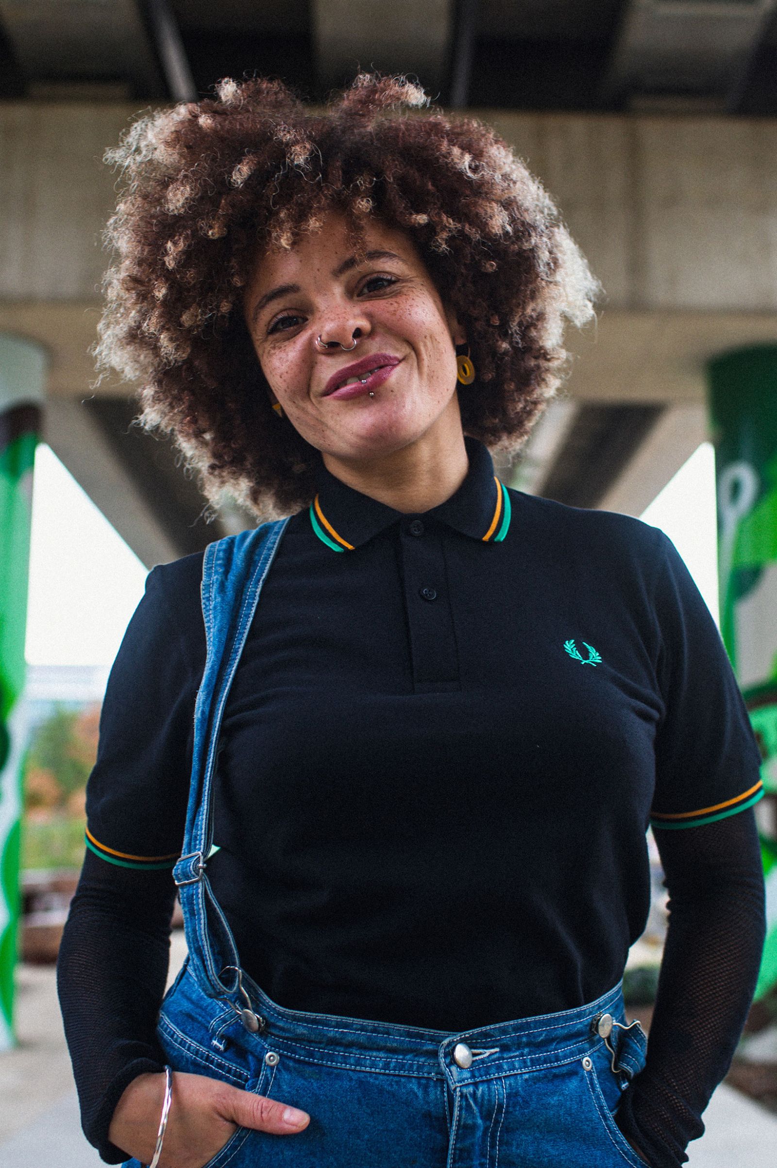 The Fred Perry ShirtM12 Black / Nottingham Gold / Forest Green
