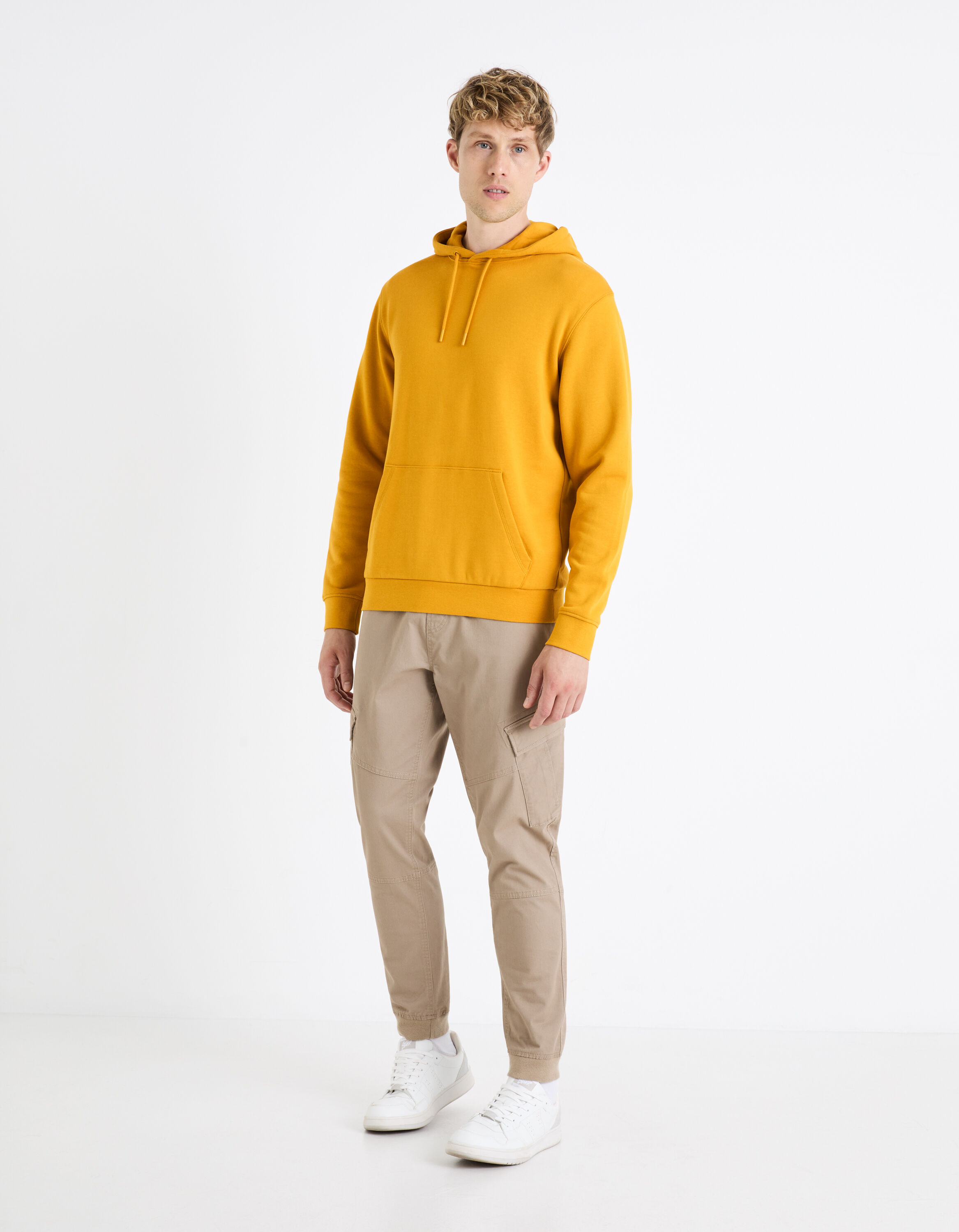 Sweat &agrave; capuche 100% coton - jaune