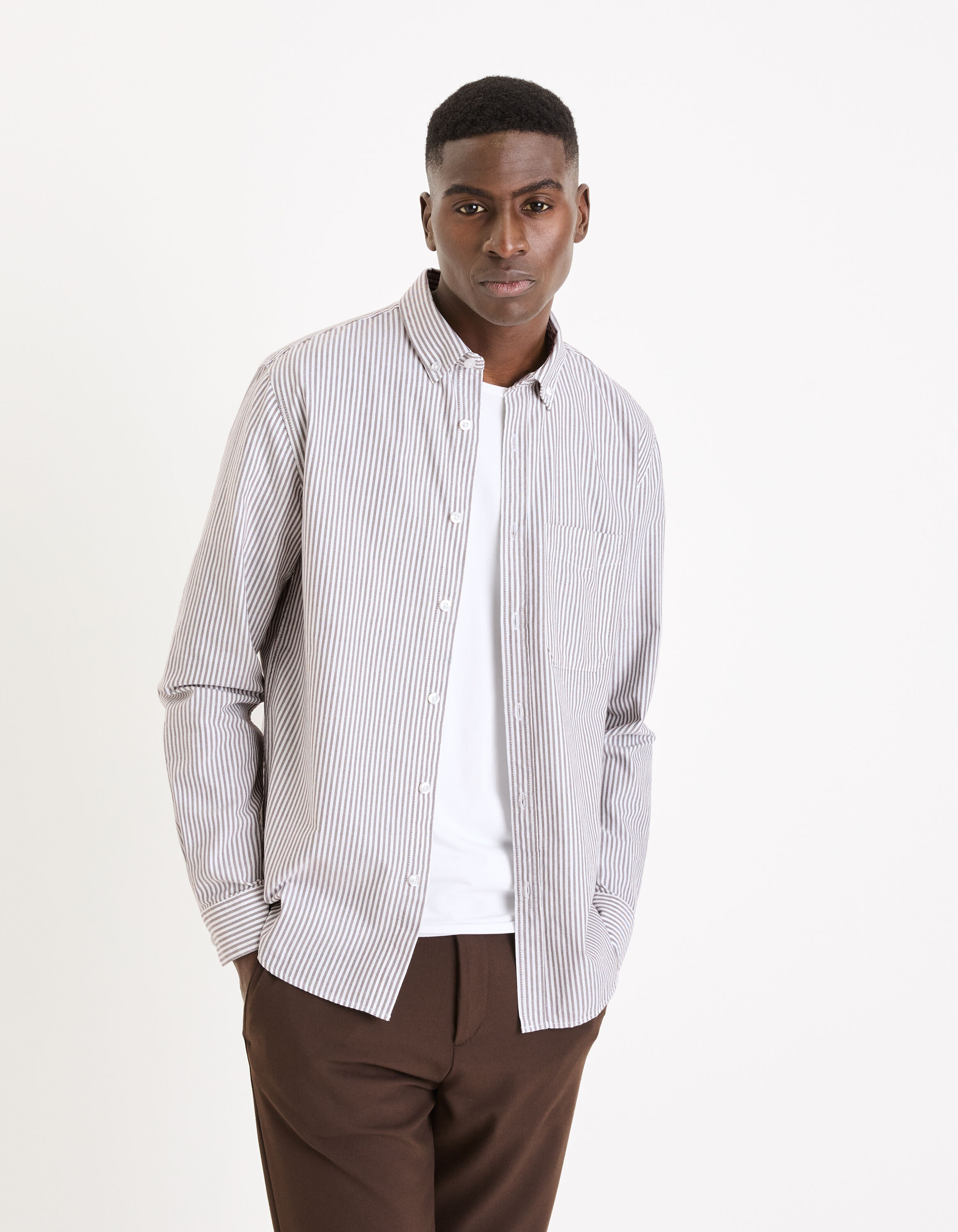 Chemise regular 100% coton oxford- chocolat