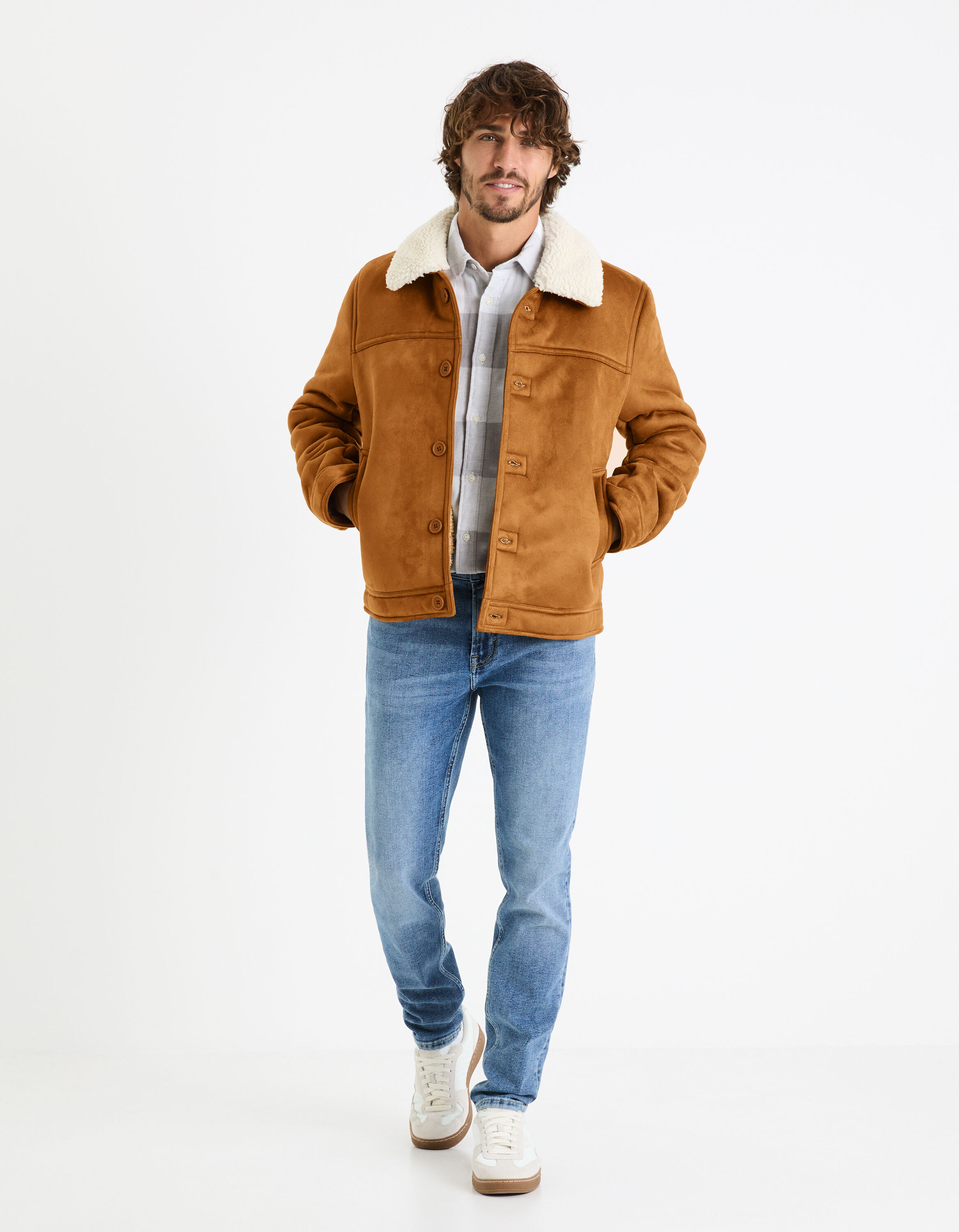 Veste en faux daim doubl&eacute; sherpa - camel