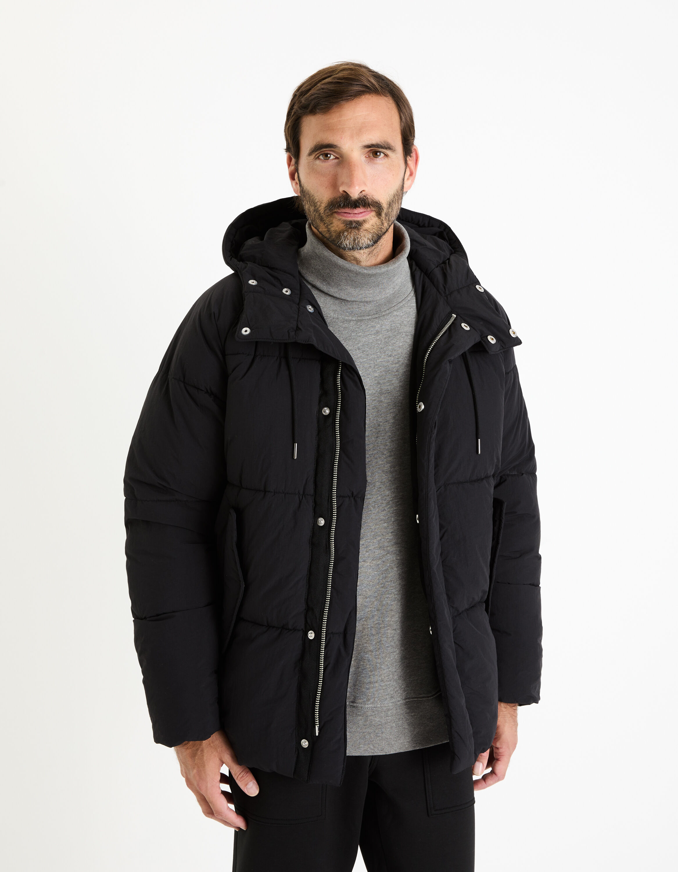 Doudoune chaude &agrave; capuche - noir