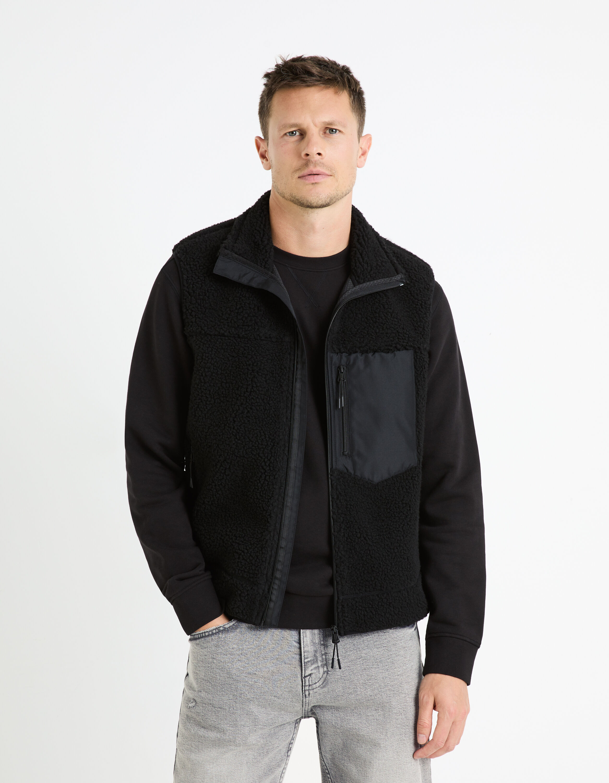 Blouson en sherpa sans manches - noir