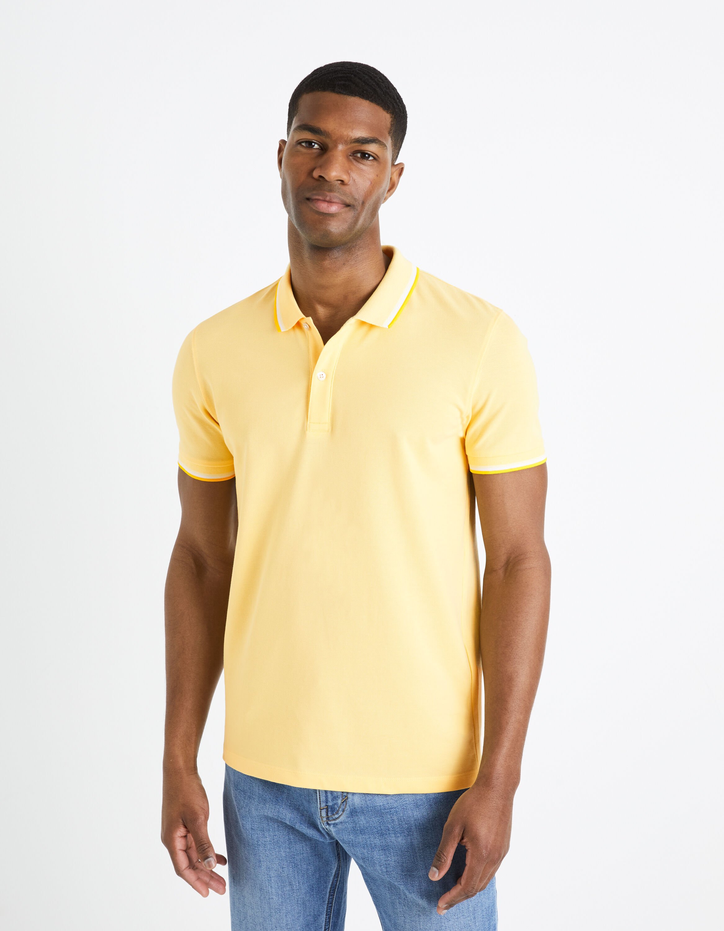 Polo piqu&eacute; - jaune