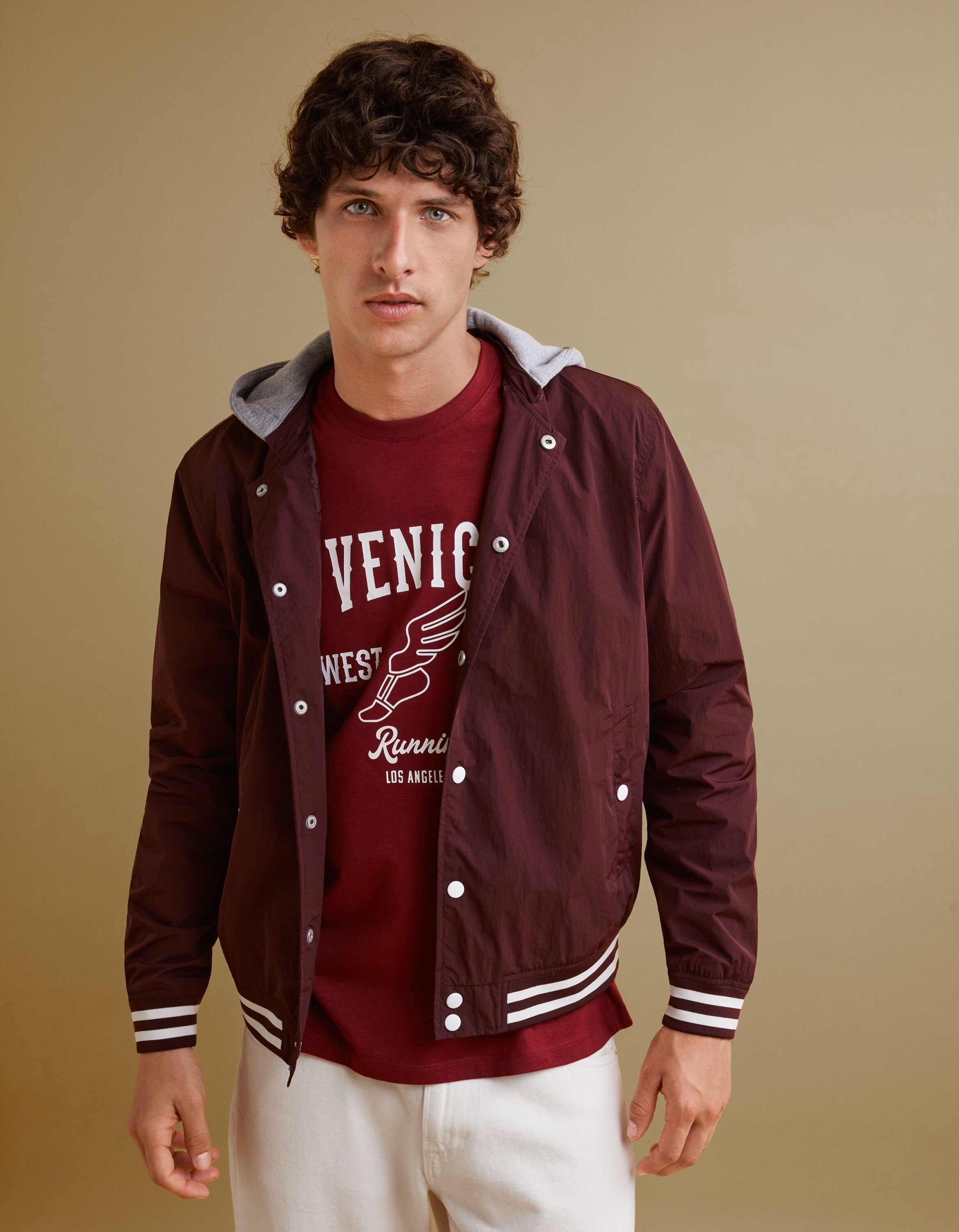 Blouson teddy &agrave; capuche - bordeaux