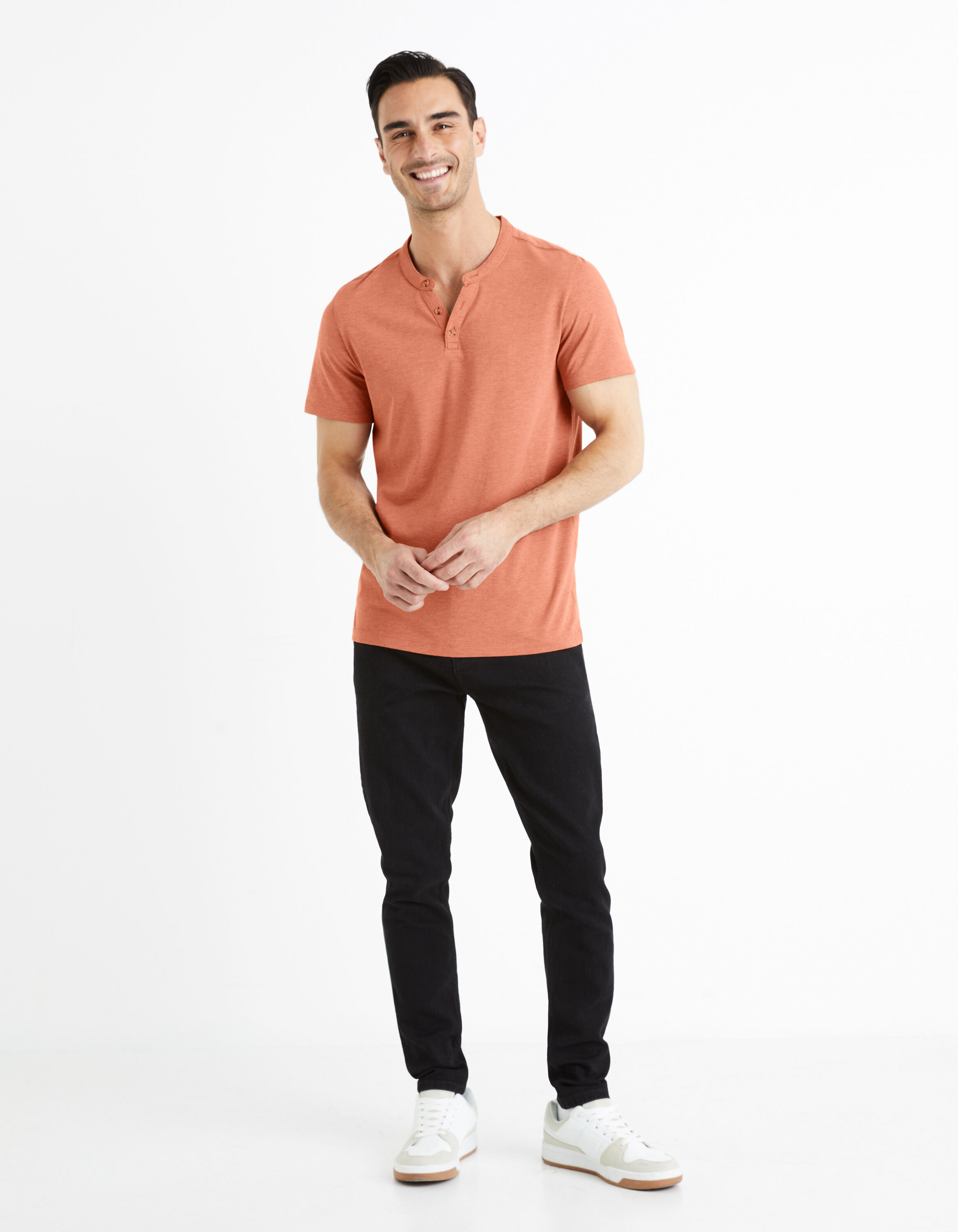 T-shirt col henley coton m&eacute;lang&eacute; -rouge