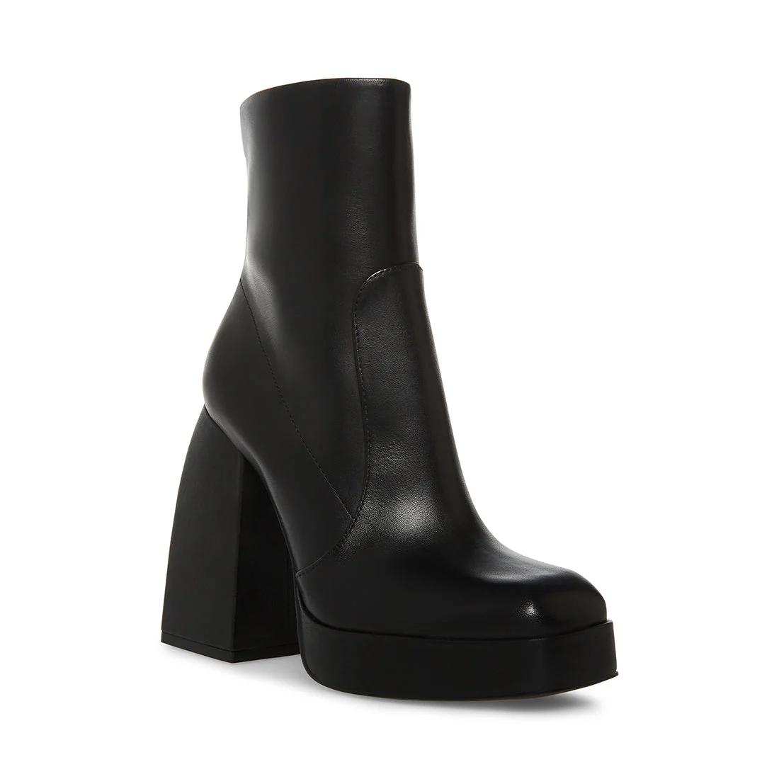 TRINA BLACK LEATHER - SM REBOOTED