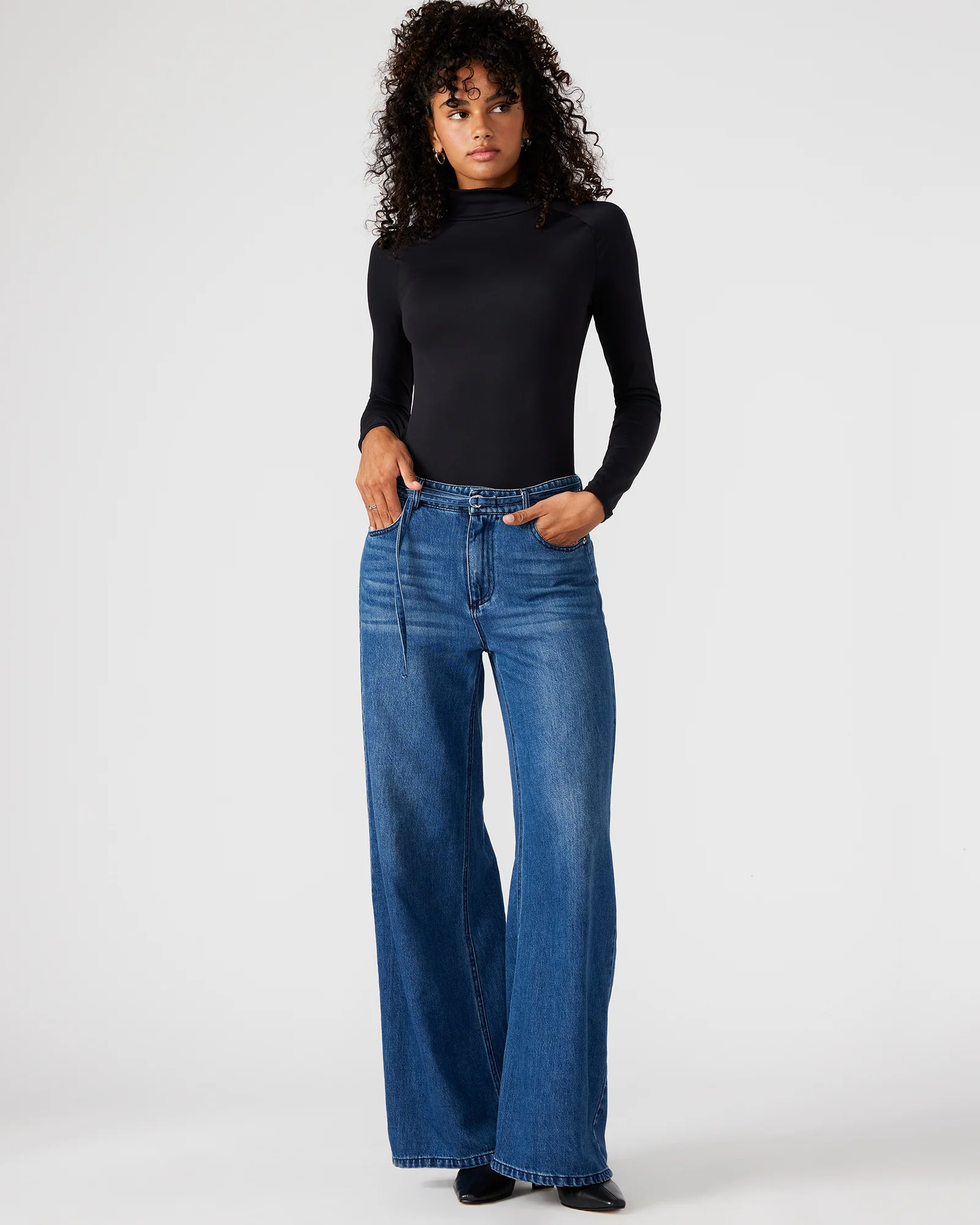 SERENITY JEAN