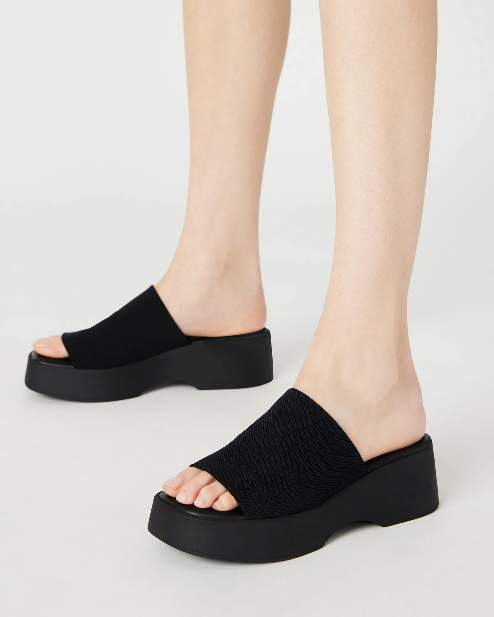 SLINKY30 BLACK - SM REBOOTED