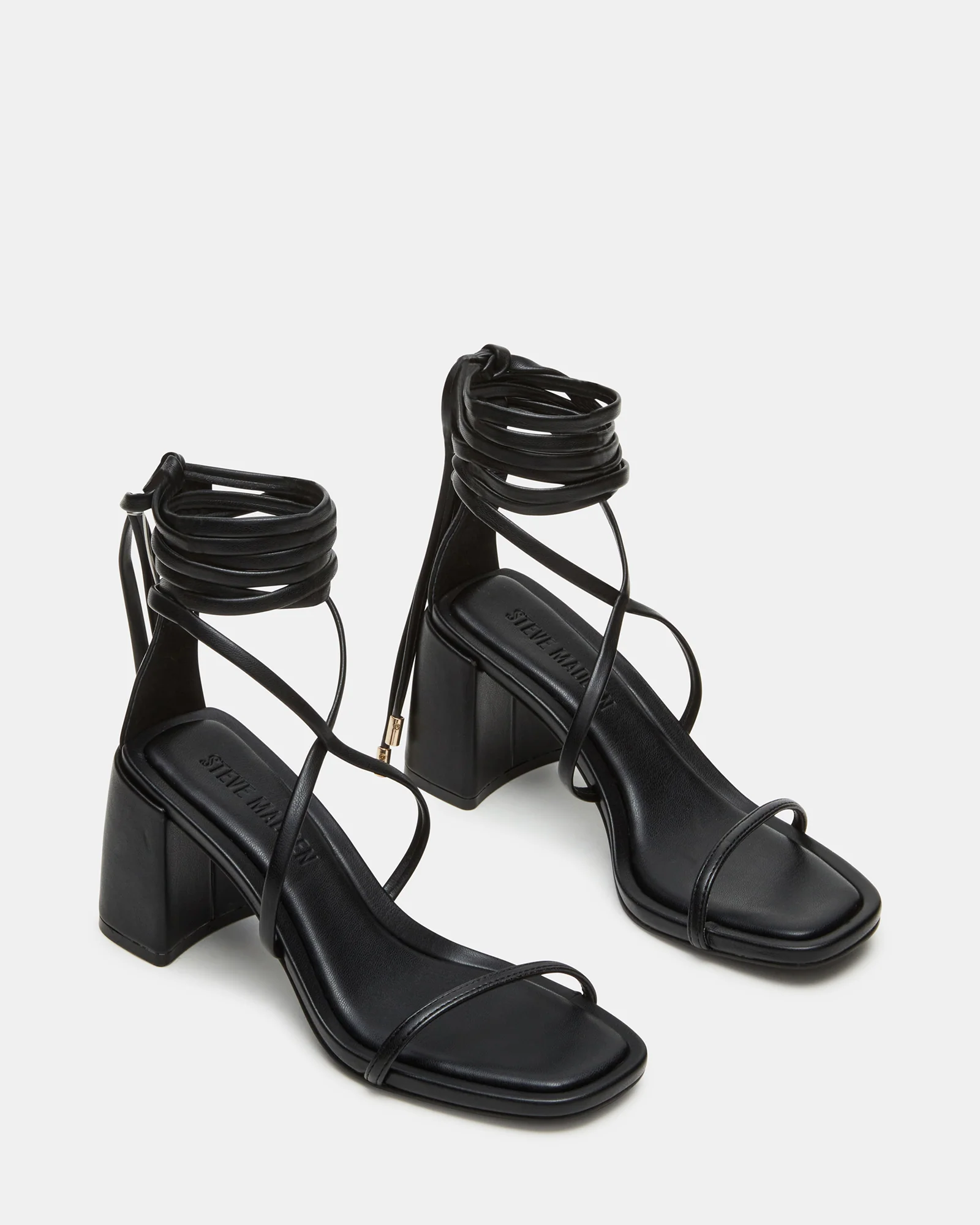 DEMURE BLACK