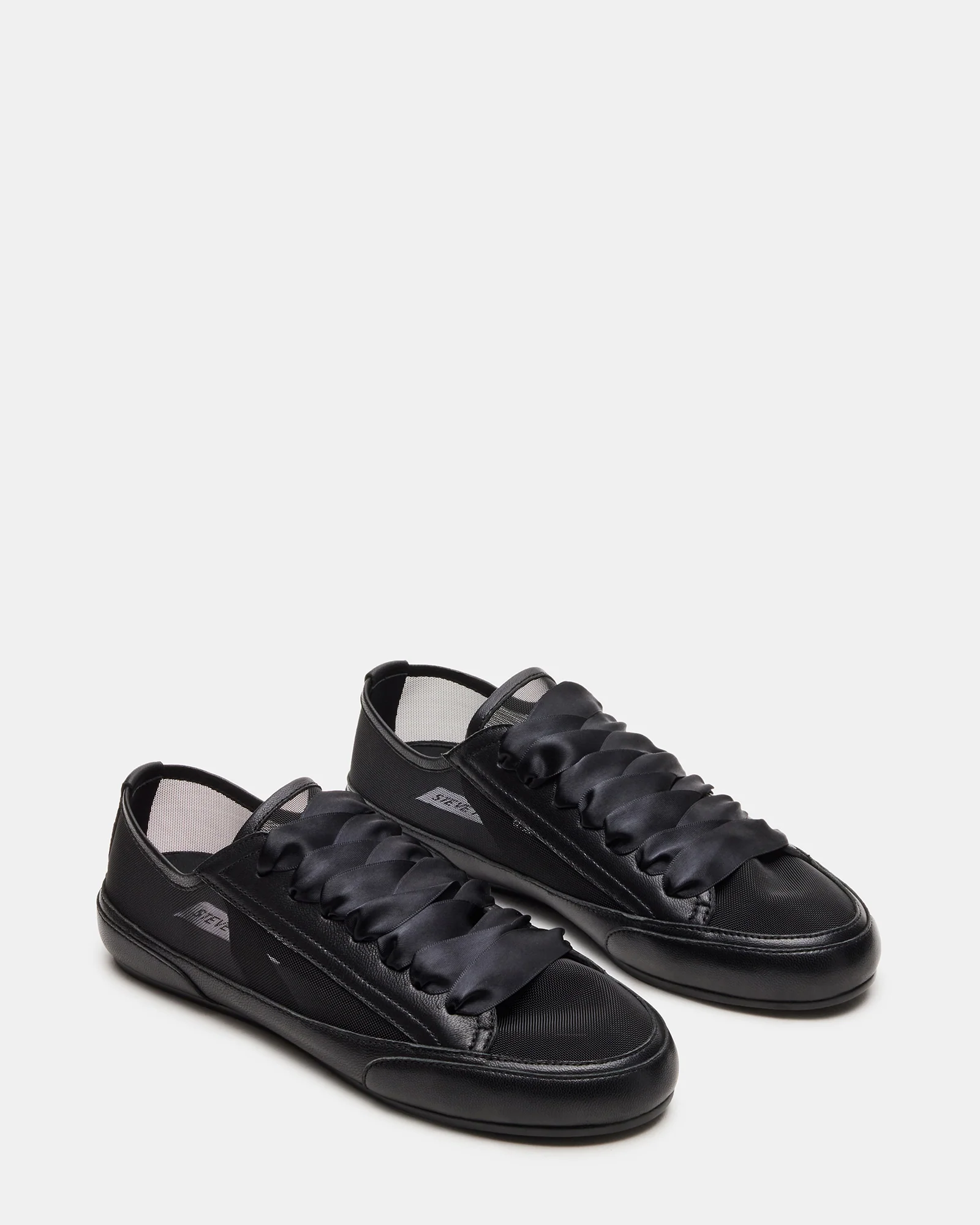 TREAD BLACK MULTI