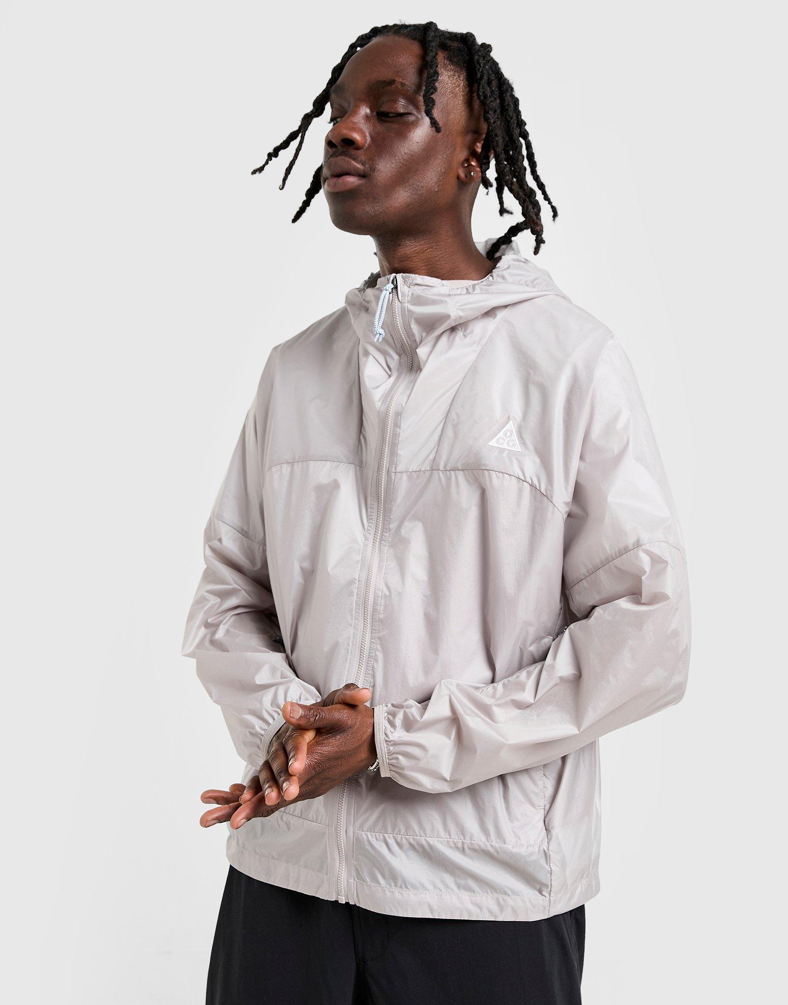 ACG Light Windrunner Jacket