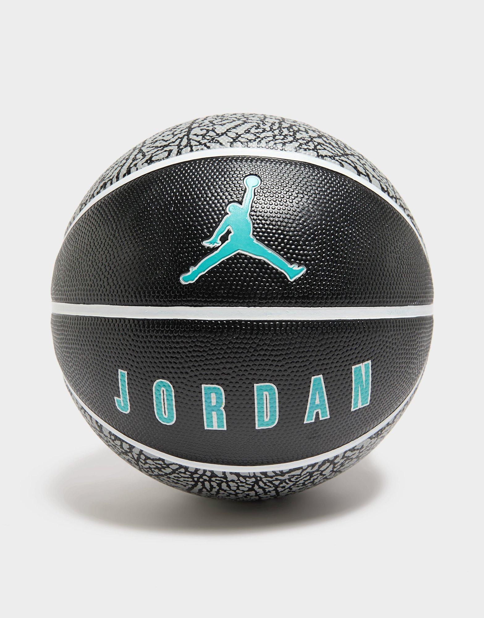 Playground 2.0 8P Basketball