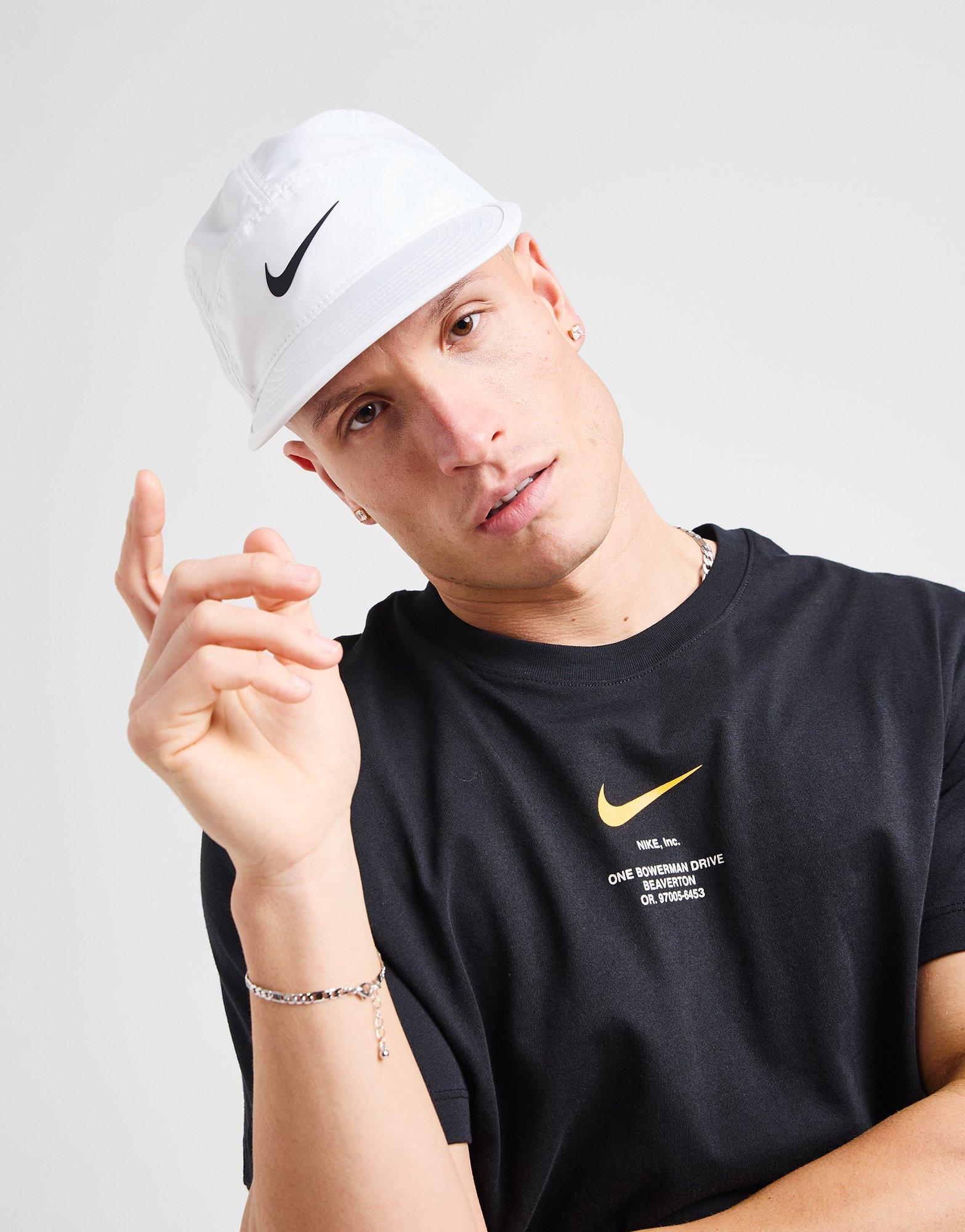 Fly Cap