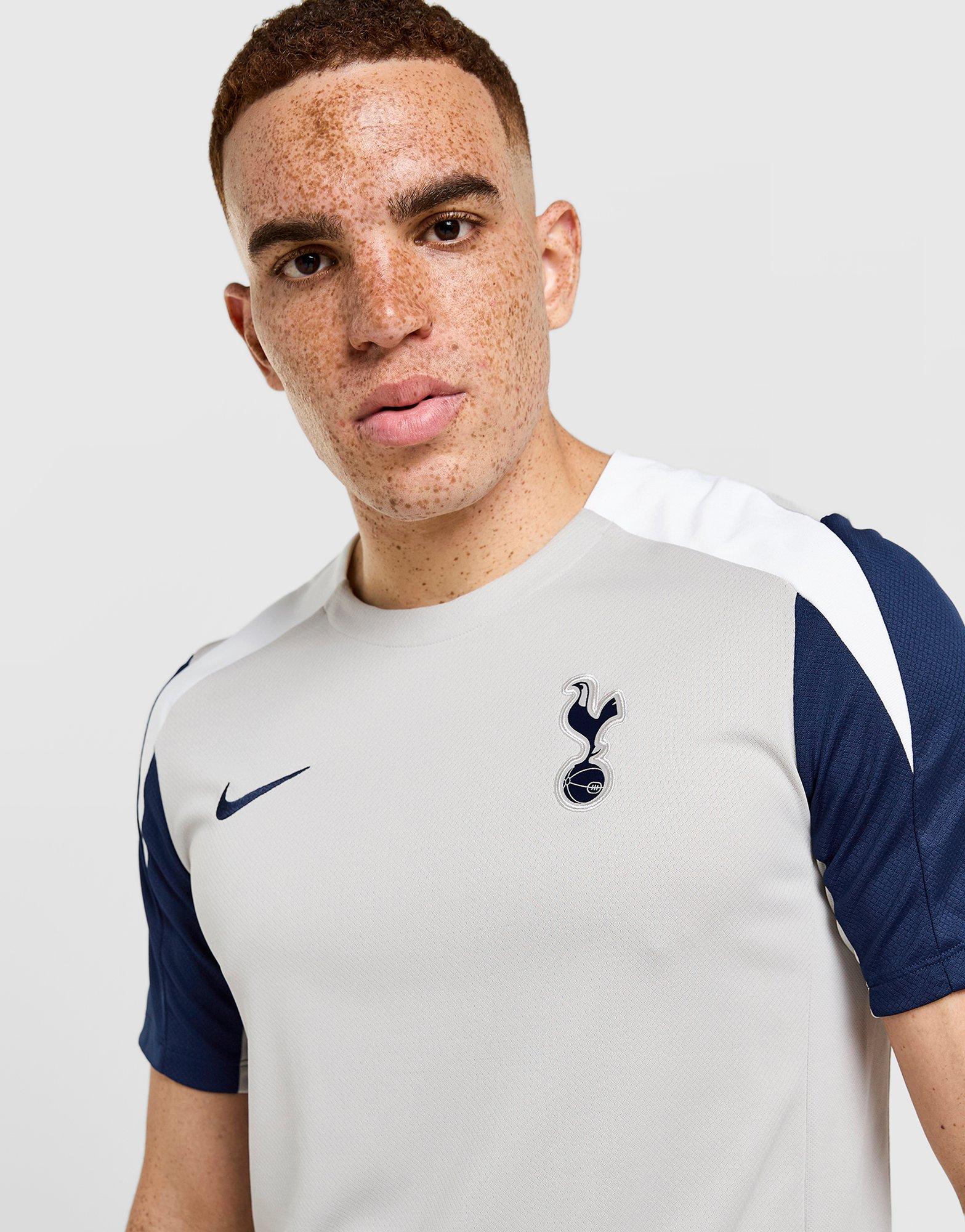 Tottenham Hotspur FC Strike T-Shirt