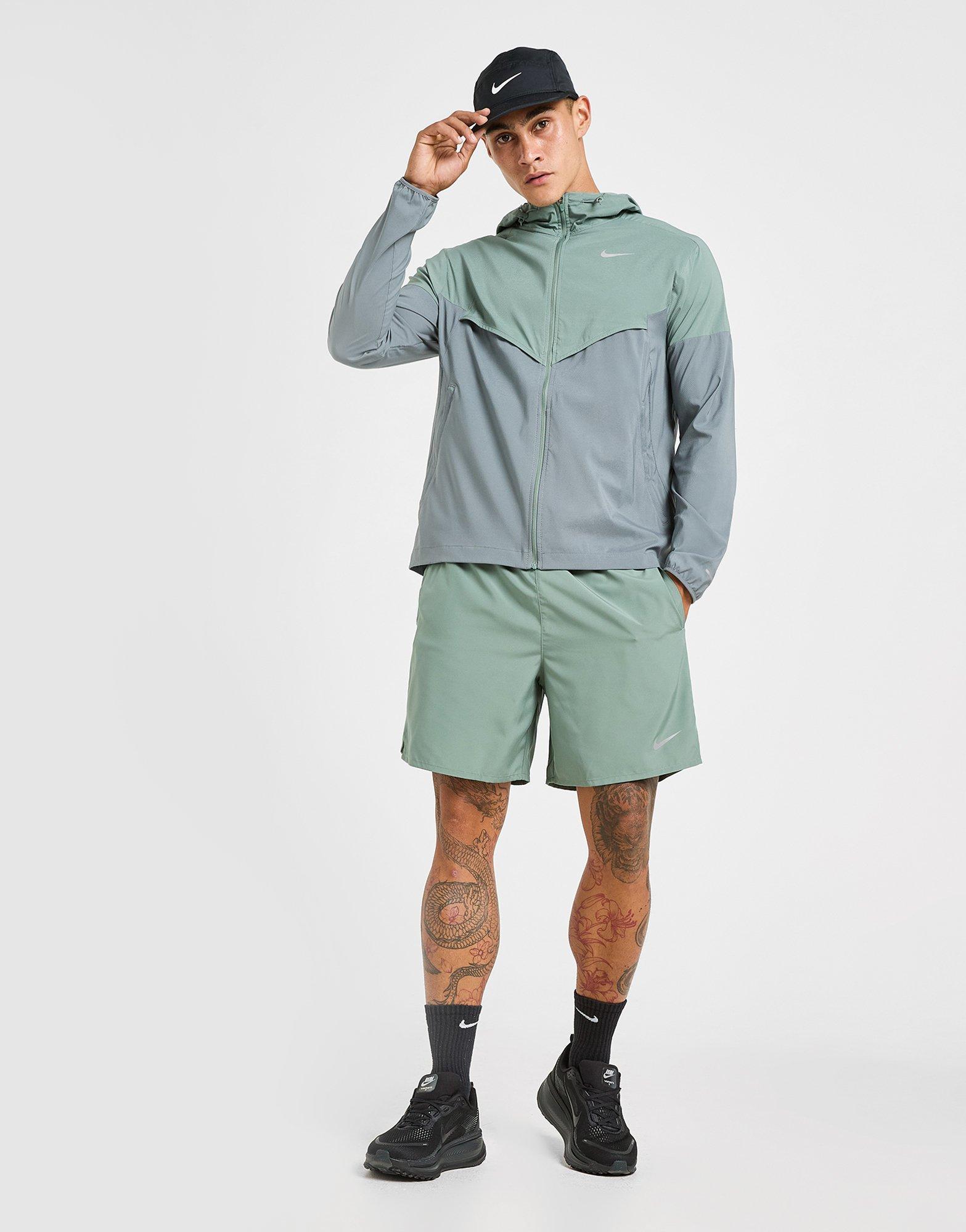 Impossibly Light Windrunner Packable Jacket