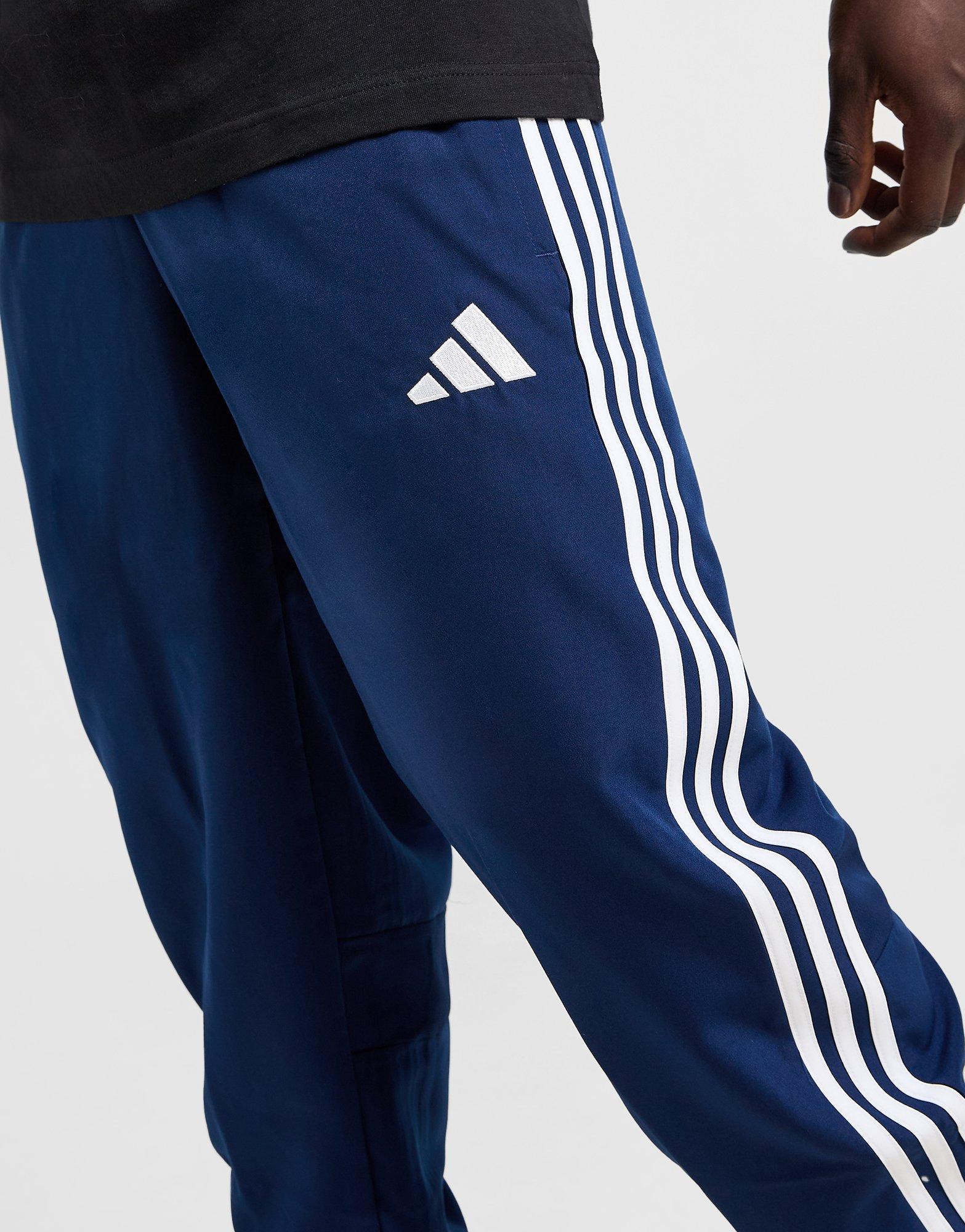 Tiro 25 Essentials Woven Track Pants