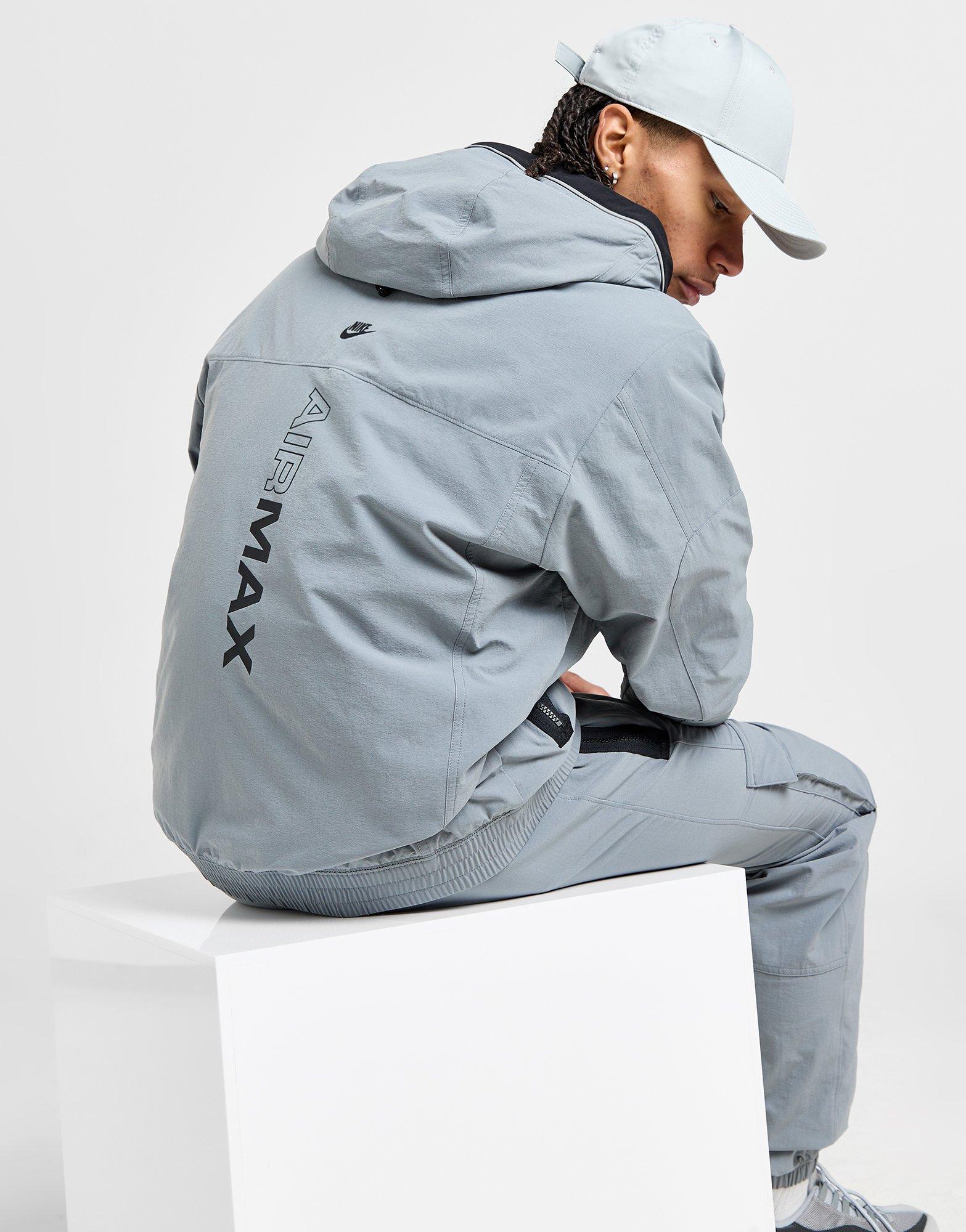 Air Max Woven Jacket