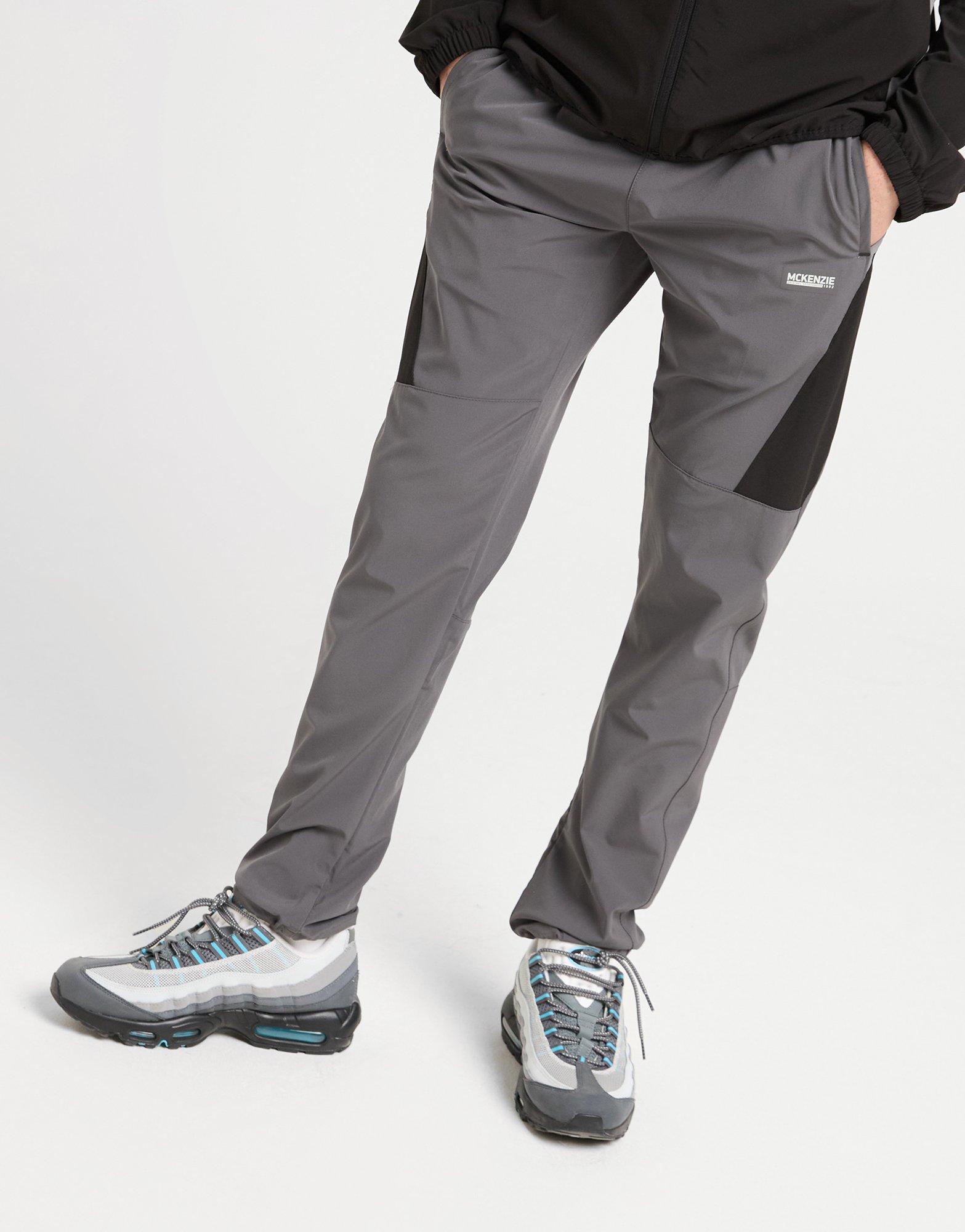 Elbrus Woven Track Pants