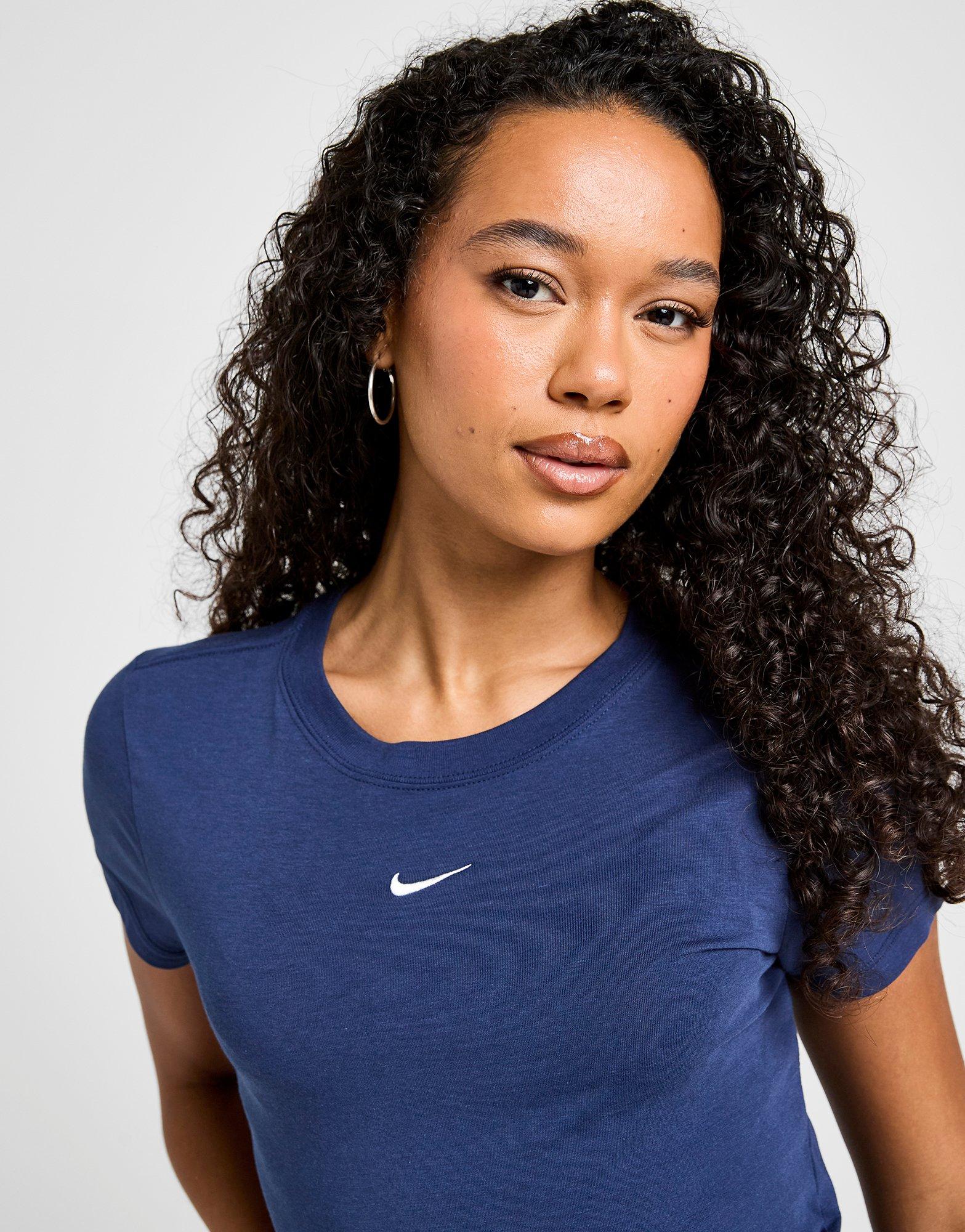 Essential Sportswear Chill Knit T-Shirt