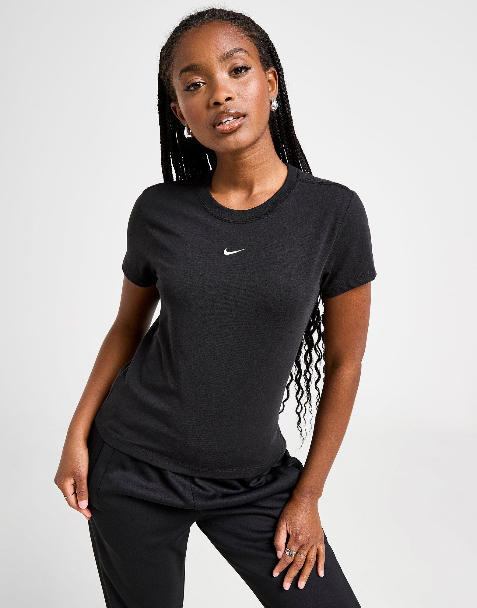 Essential Sportswear Chill Knit T-Shirt