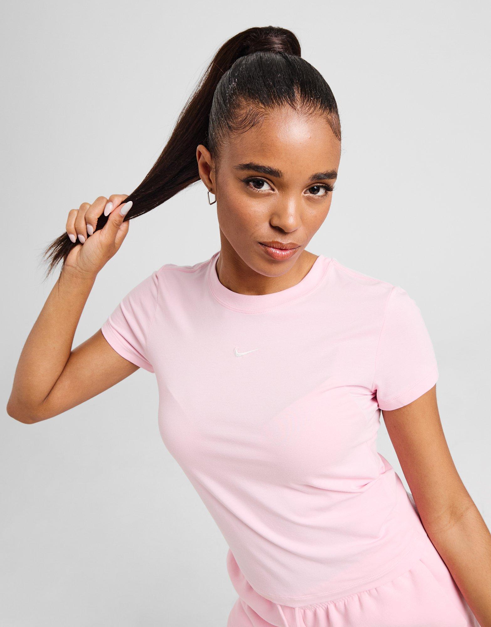 Essential Sportswear Chill Knit T-Shirt