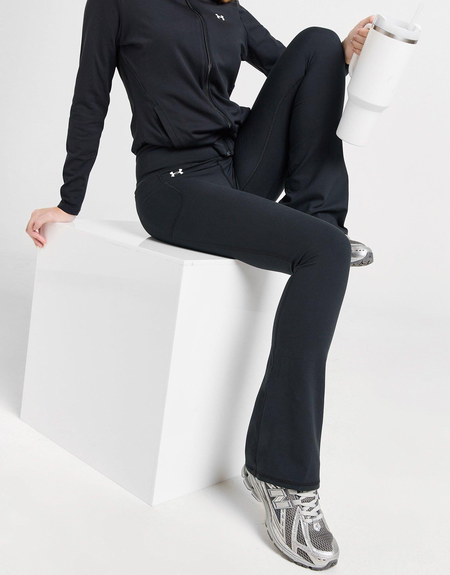 Motion Flared Leggings