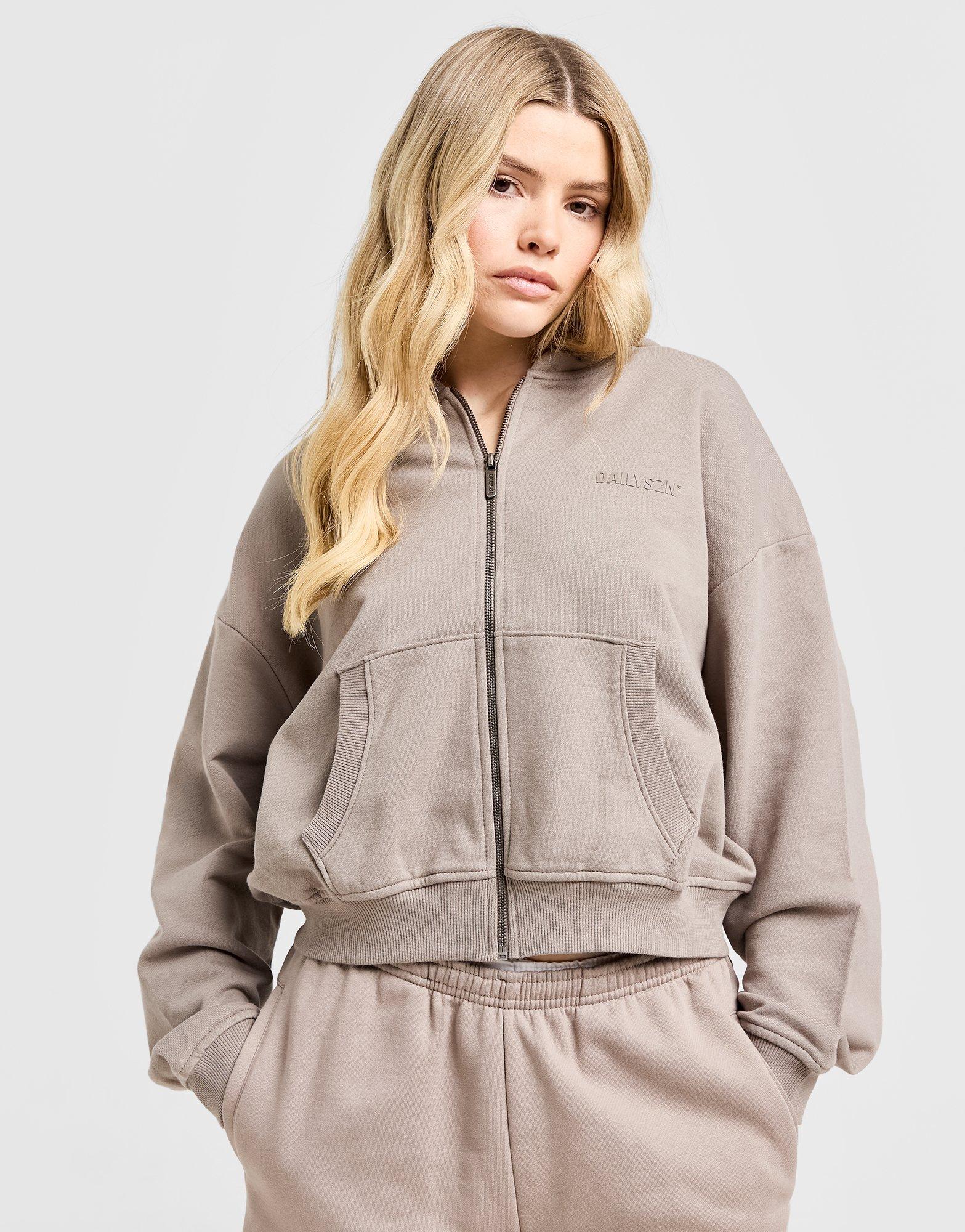 DAILYSZN Cropped Hoodie