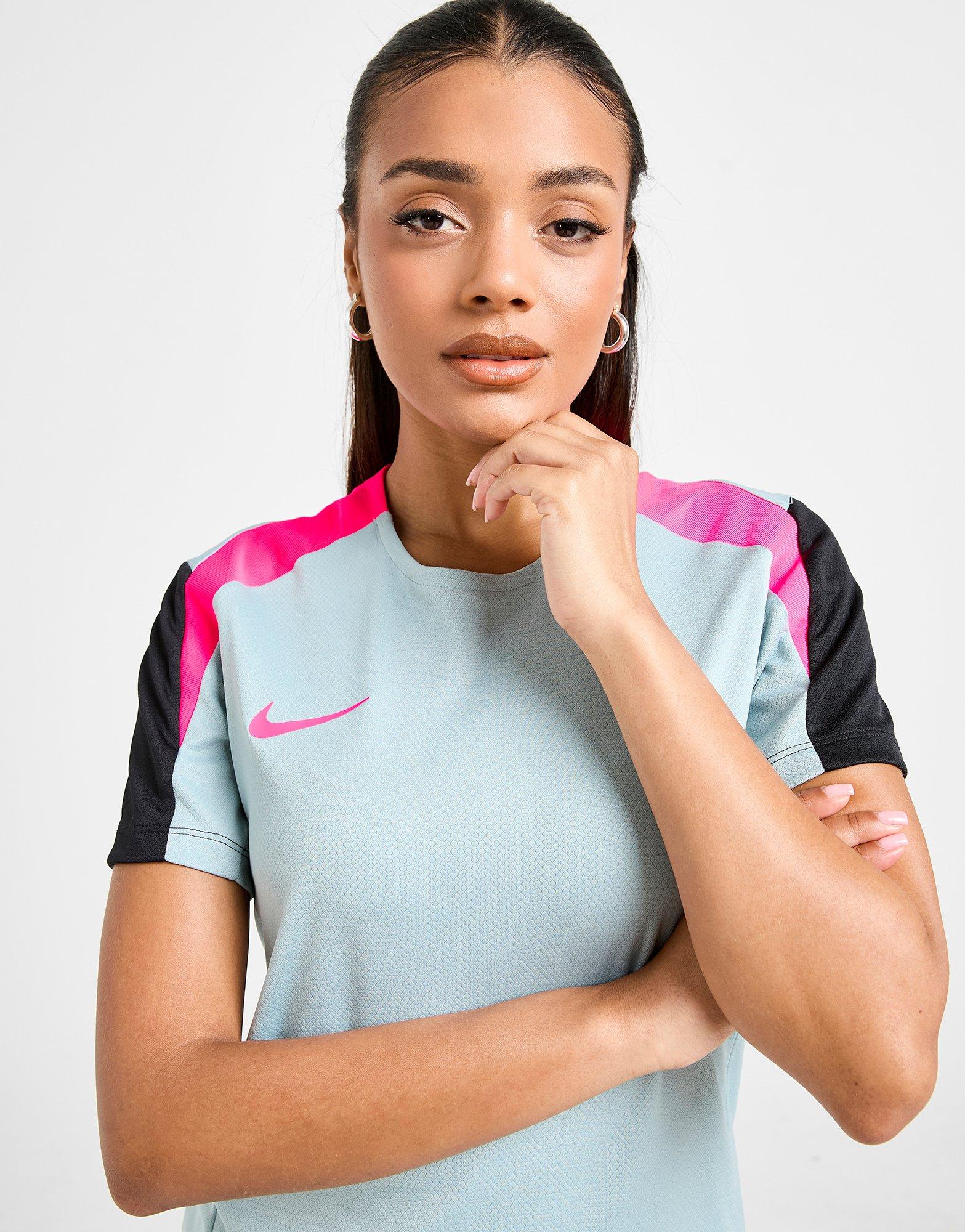 Strike Short Sleeve Top