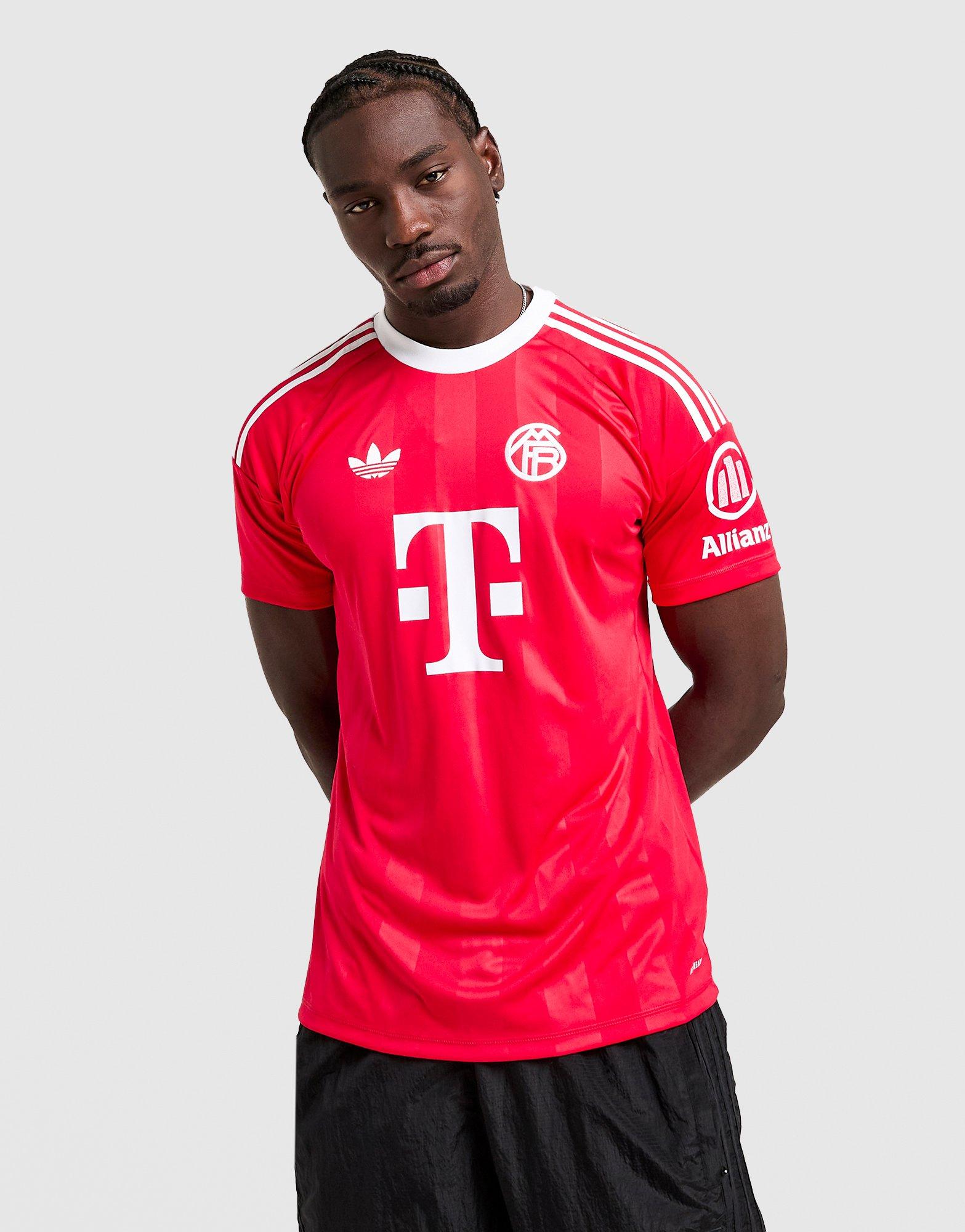 Fc Bayern Munich 2025/26 Goalkeeper Shirt
