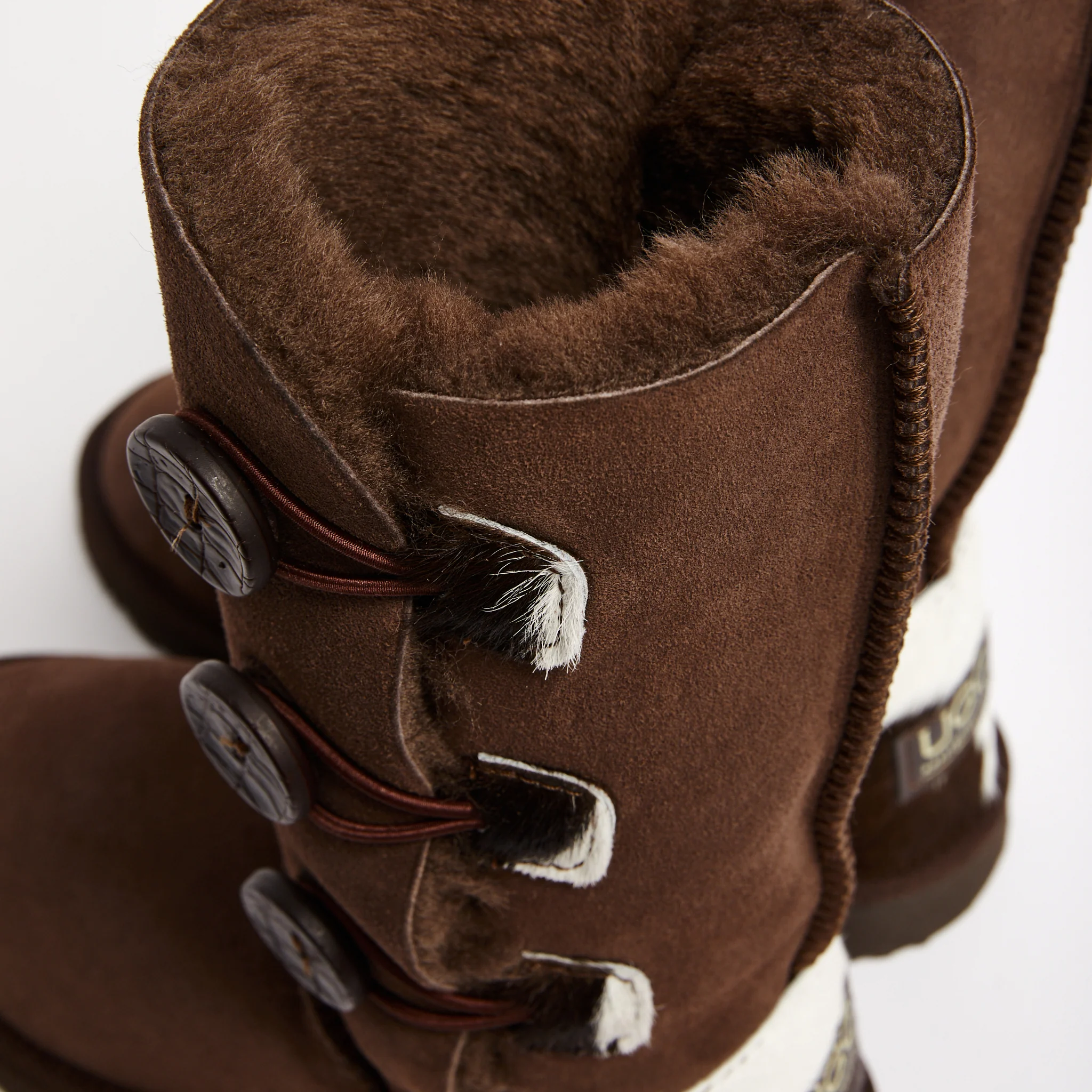 Women's Burleigh Button Triplet Calf