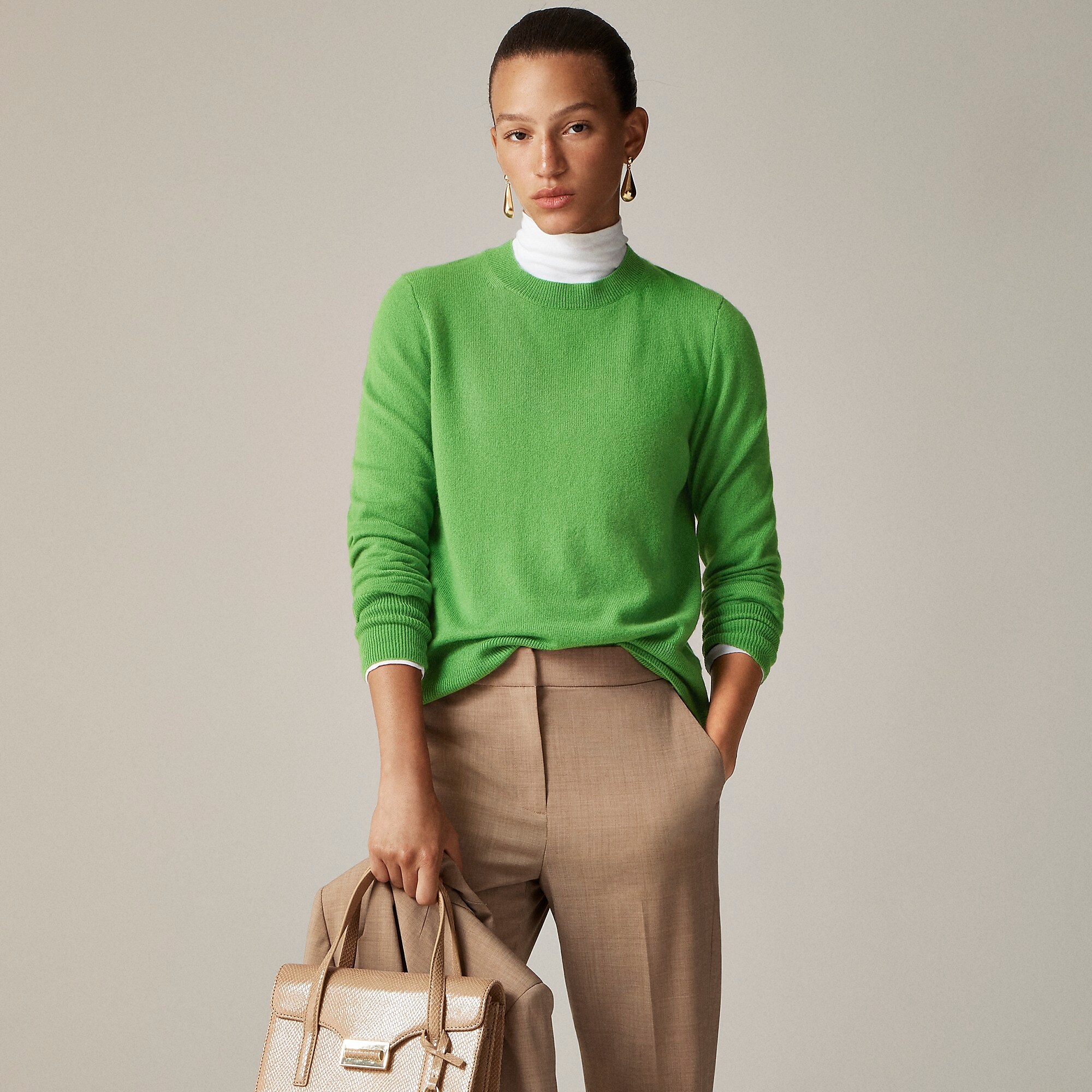 Cashmere classic-fit crewneck sweater-Grass