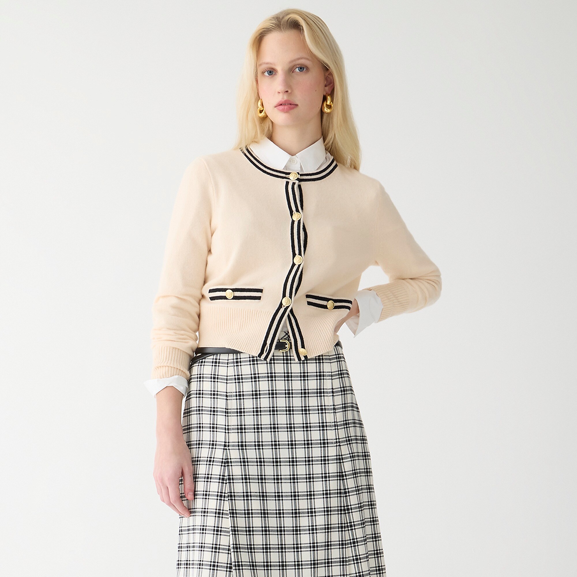 Cashmere sweater lady jacket with contrast trim-Buttercream Black