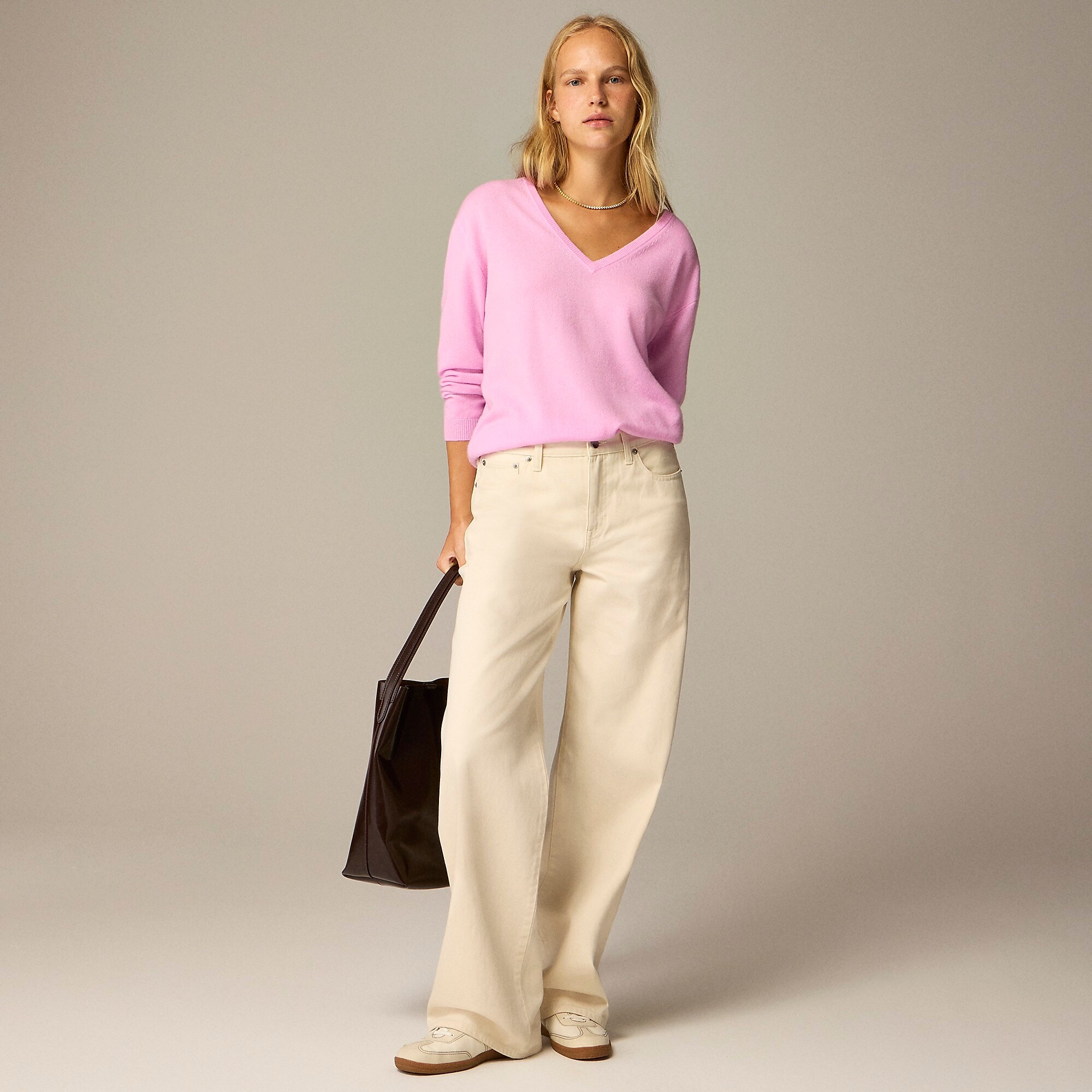 Cashmere relaxed V-neck sweater-Sweet Pea