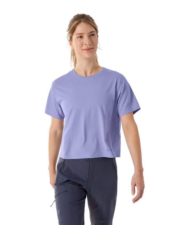 Taema Crop Logo T-Shirt - Women's