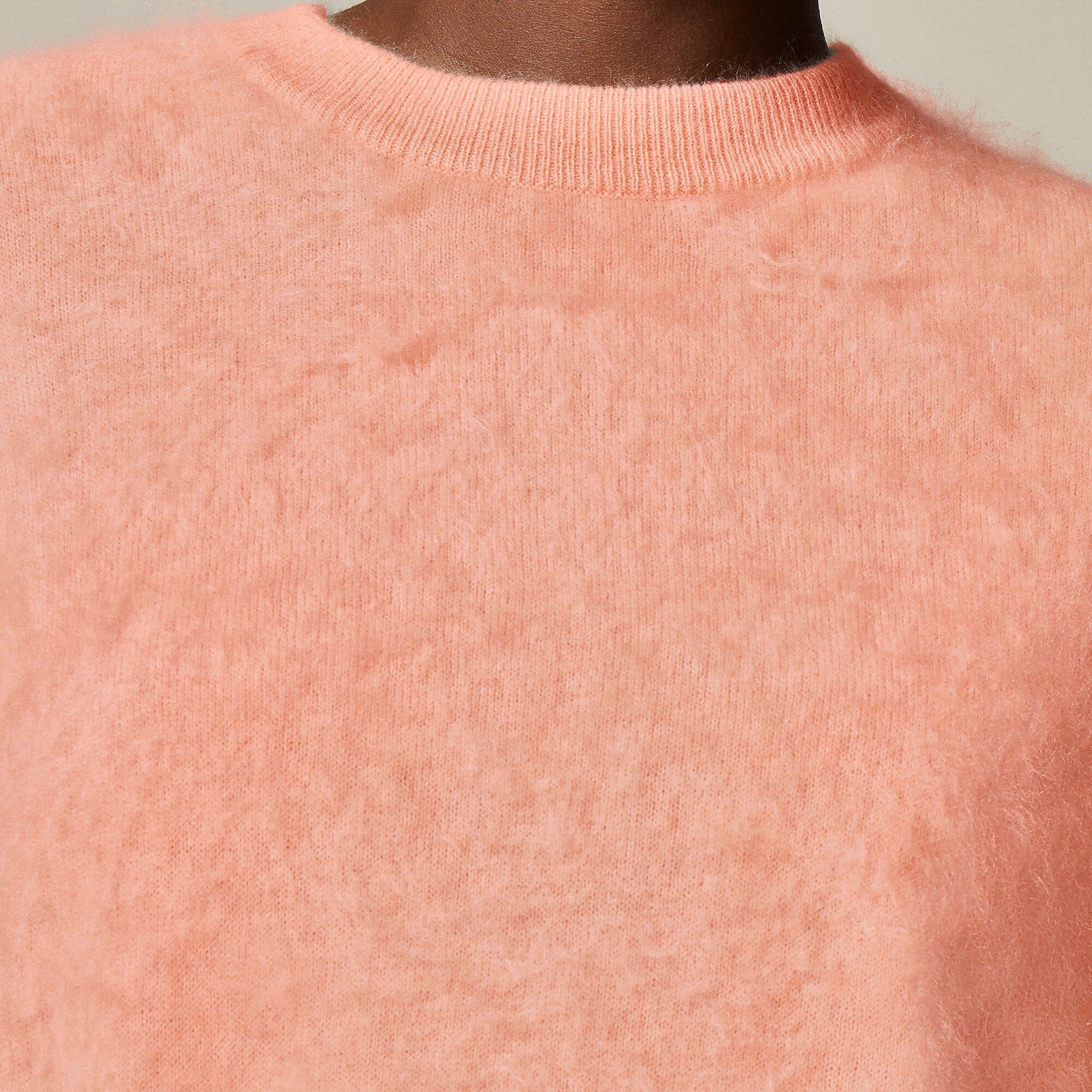 Brushed cashmere relaxed crewneck sweater-Peach Clay