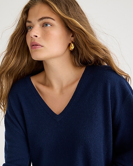 Cashmere relaxed V-neck sweater-Navy