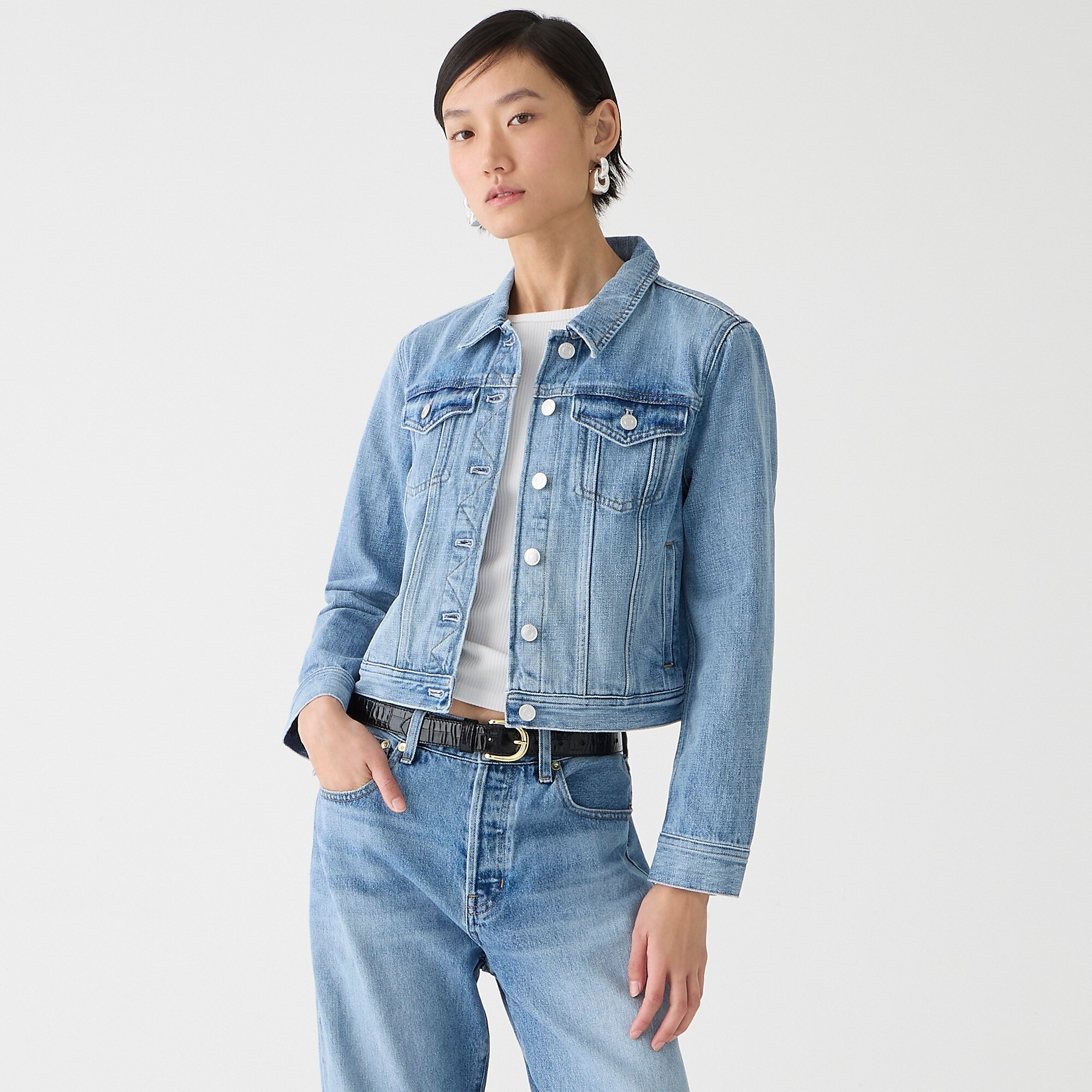New classic denim jacket in Alicia wash-Bianca Wash