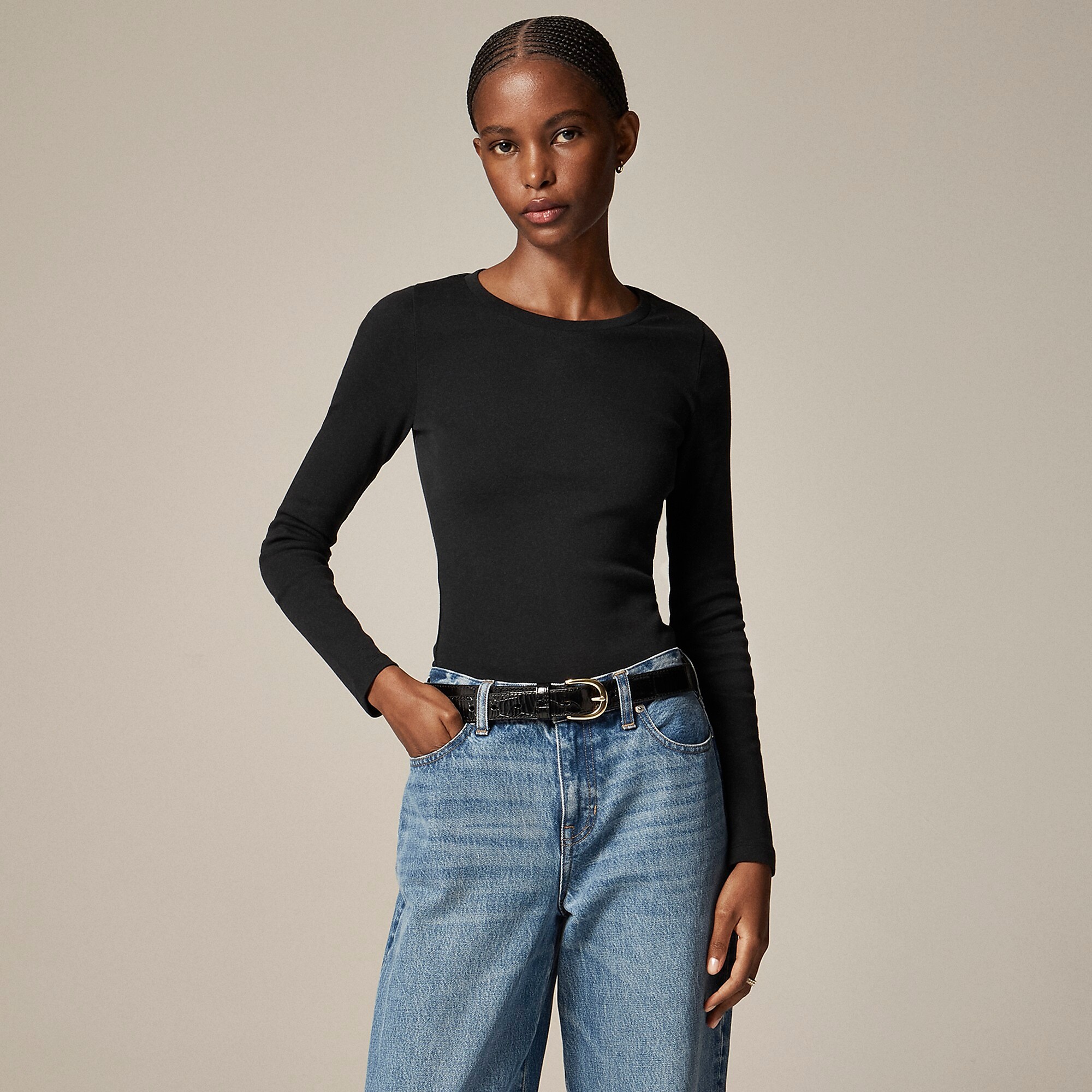 Perfect-fit long-sleeve crewneck T-shirt-Black