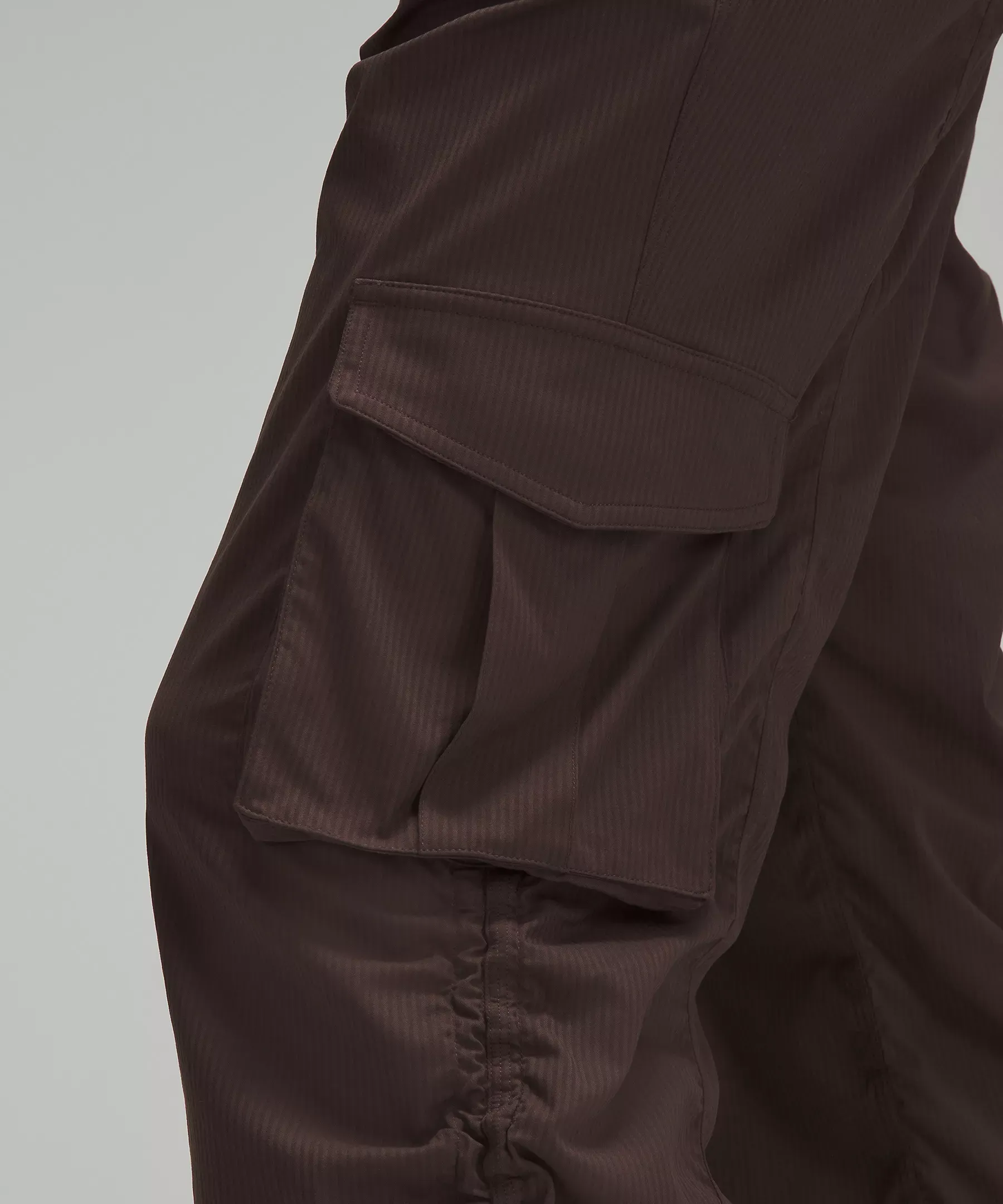 Dance Studio Relaxed-Fit Mid-Rise Cargo Pant
