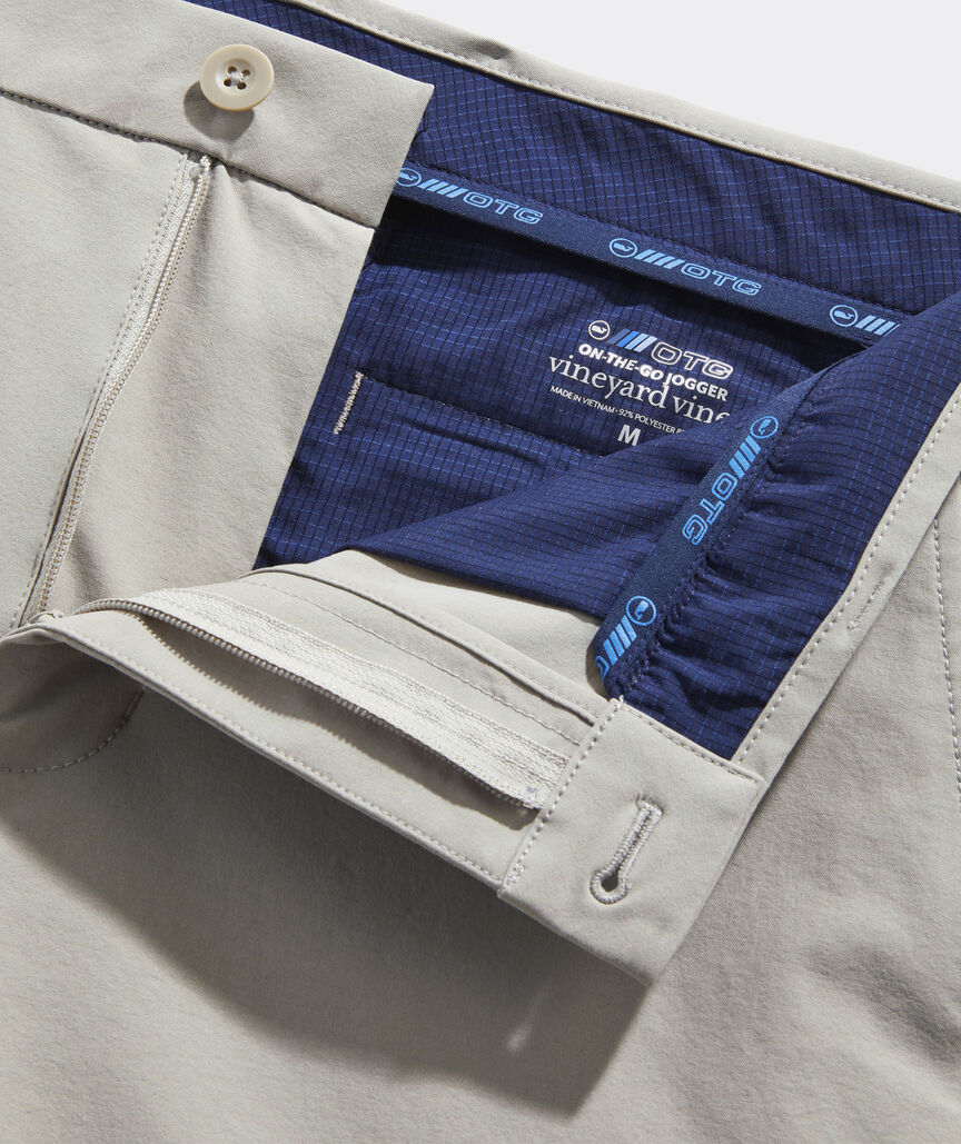 9 Inch Performance On-The-Go Shorts